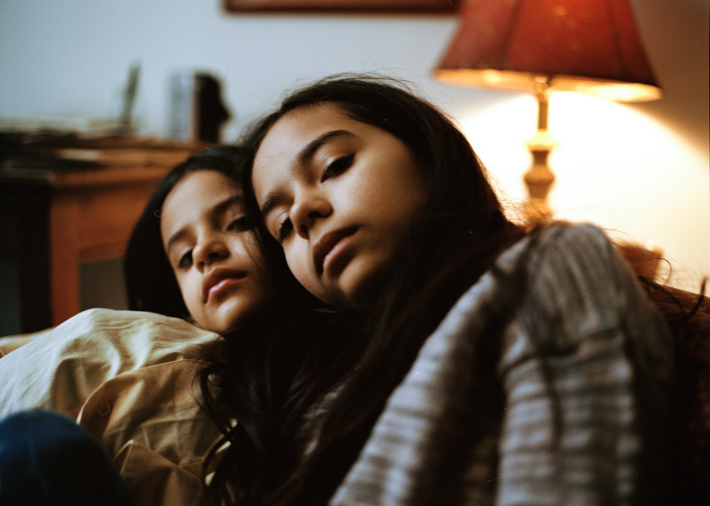 Aleena & Liliana Toro / Belly