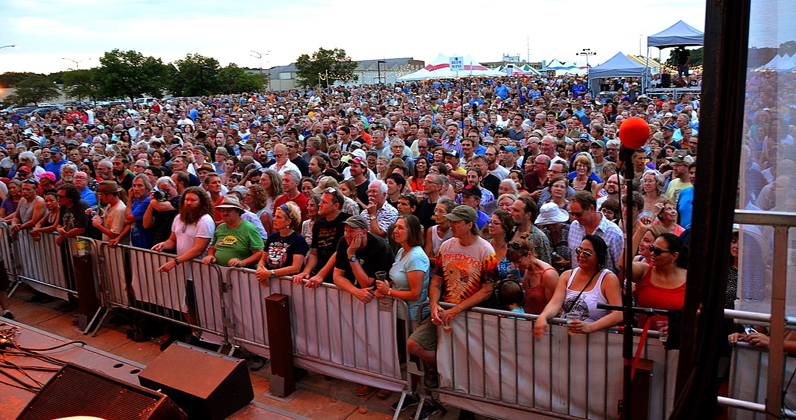 Los Lobos audience.JPG