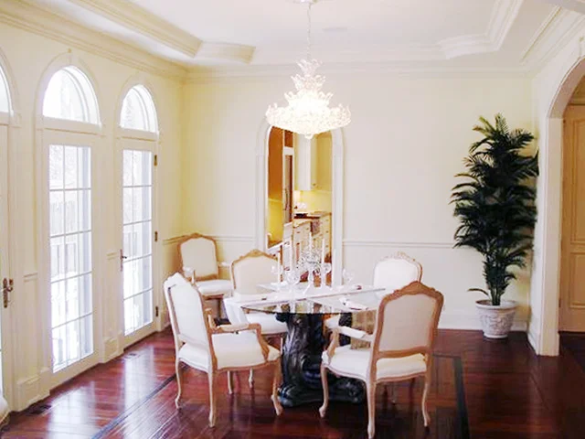interior.jpg