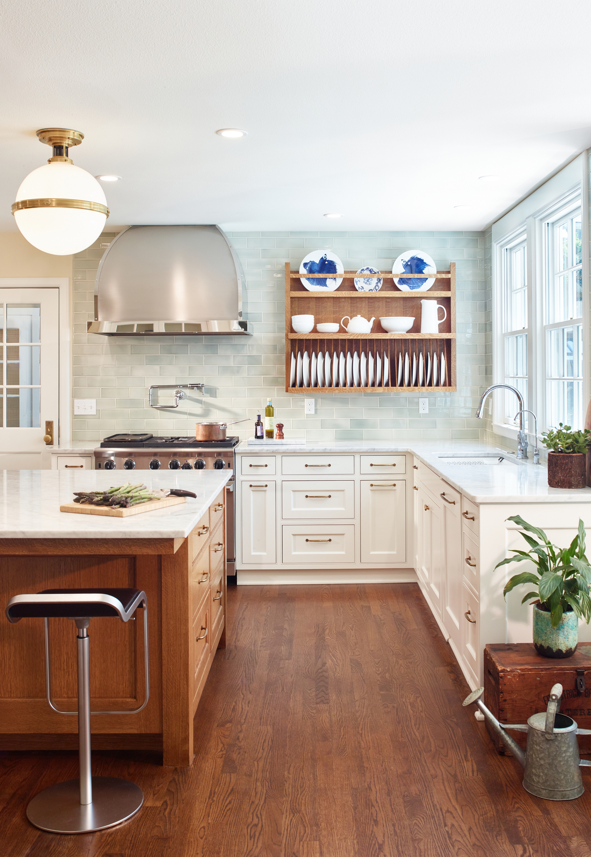 Corner seating area interior design by Jenni Leasia Interior Design in Portland