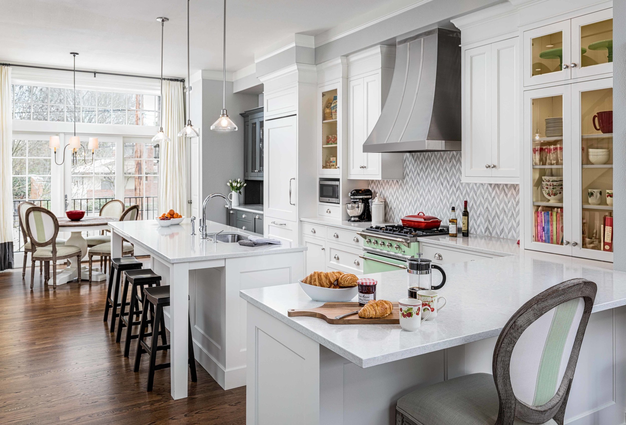 Colonial-Heights-Kitchen→