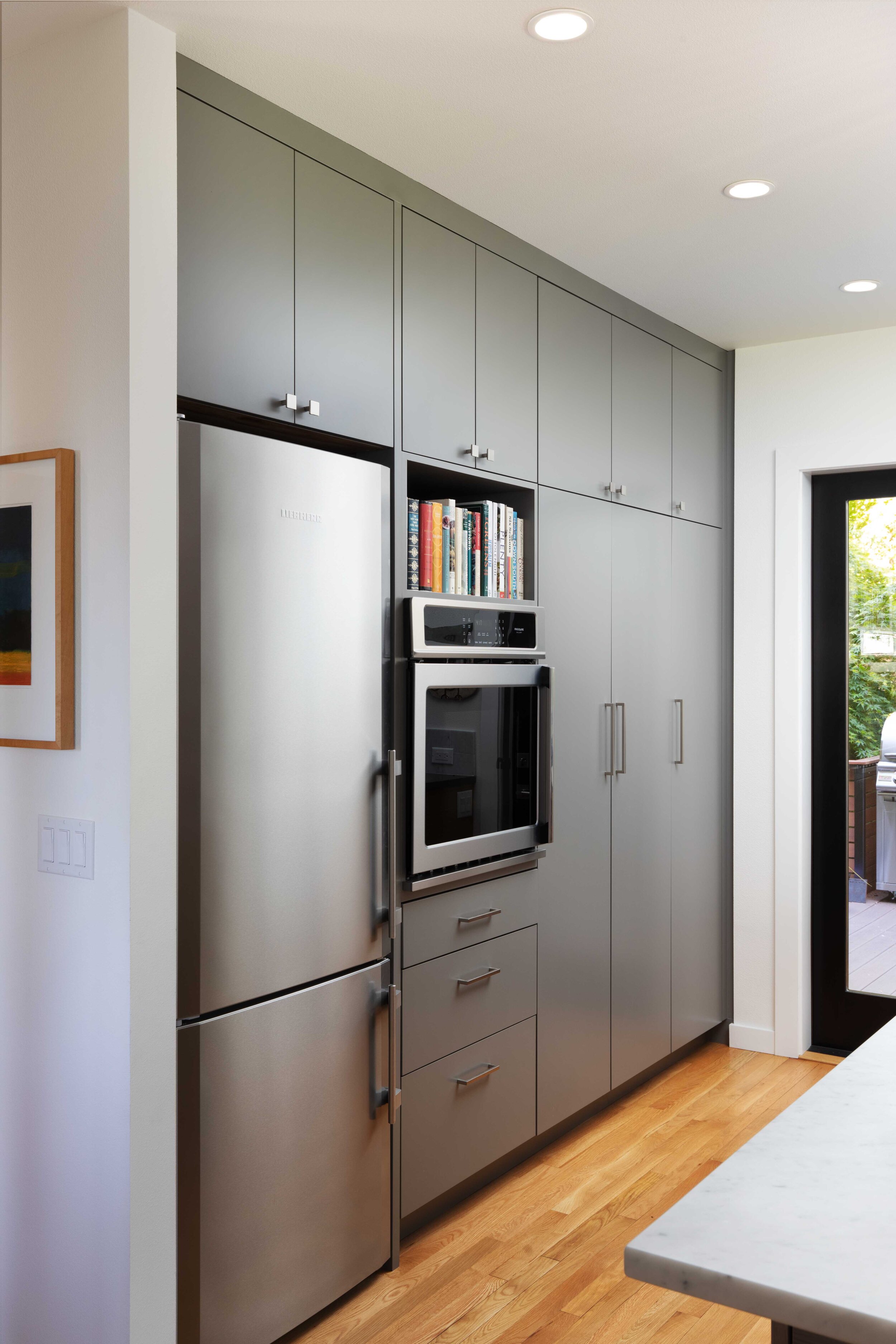 The Best Locations for Placing Wall Ovens in your Kitchen Designs –  VESTABUL SCHOOL OF DESIGN