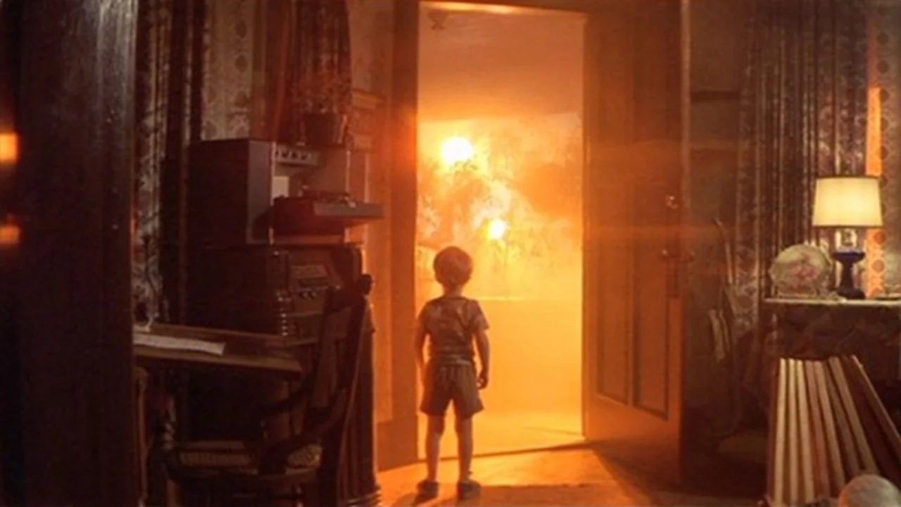 closeencountersdoor_1280w.jpg