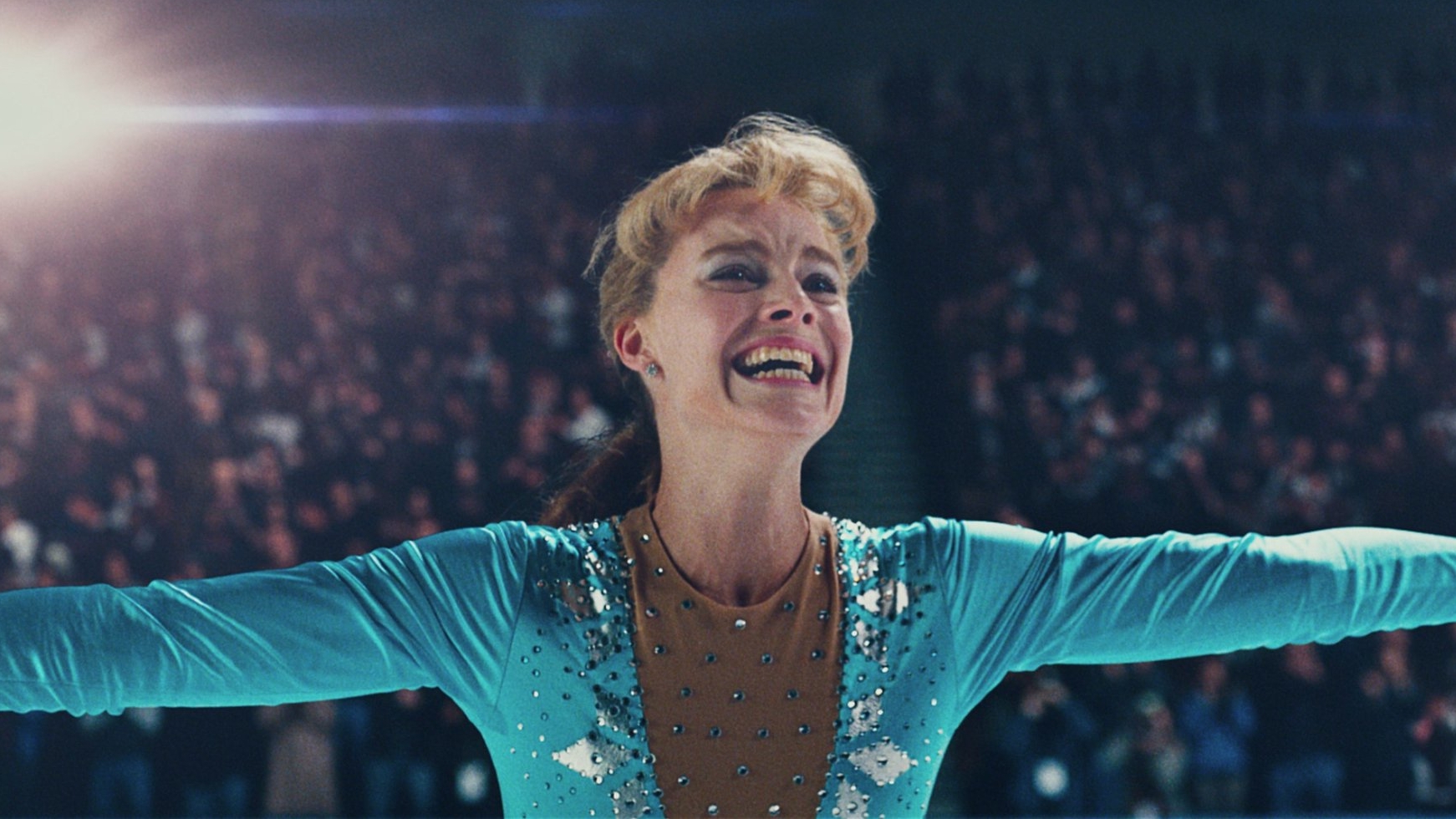 1-Tonya-Harding-Margot-Robbie-after-landing-the-triple-axel-in-I-TONYA-courtesy-of-NEON-and-30WEST.jpg