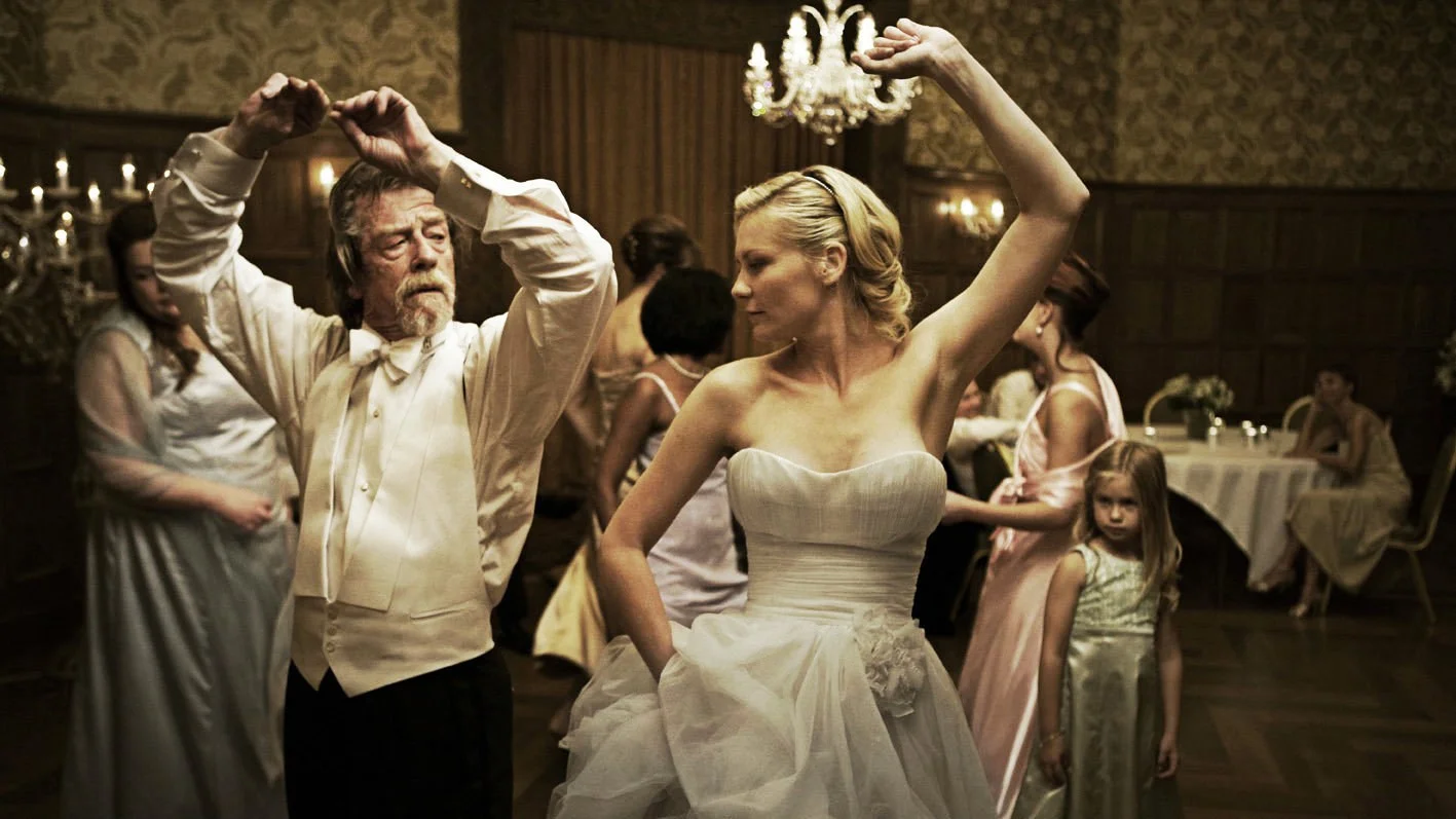 kirsten_dunst_and_john_hurt_melancholia.jpg