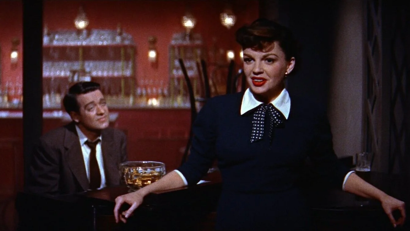 a_star_is_born_blu-ray2.jpg
