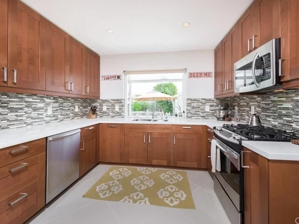 Burbank-Kitchen.jpg