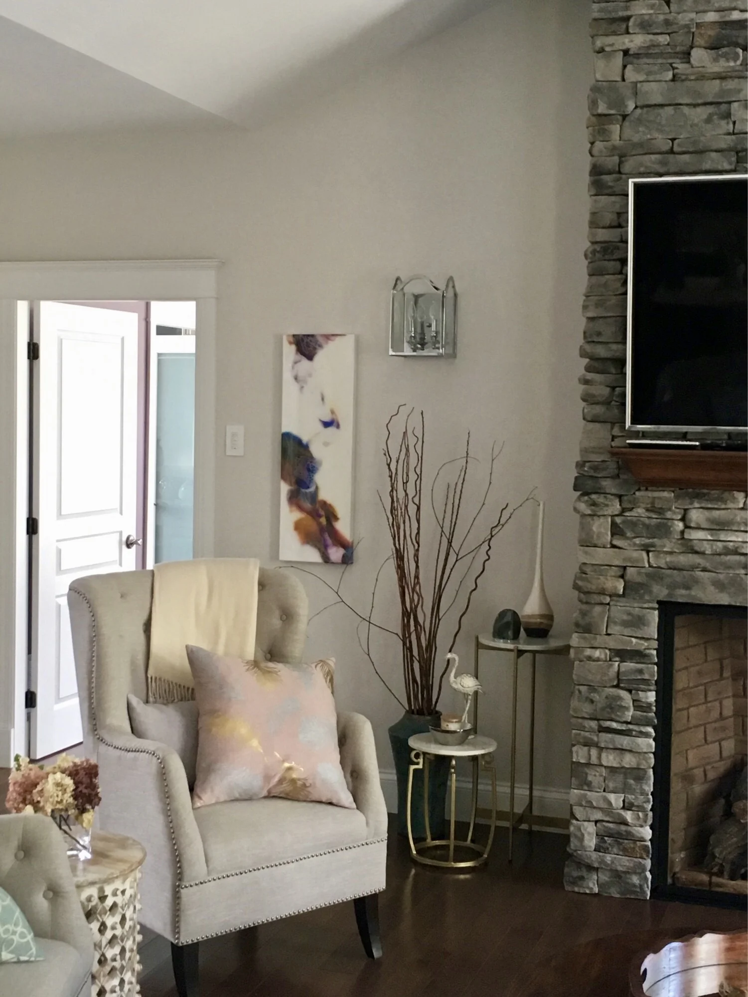 "Dreaming" is now in its new home