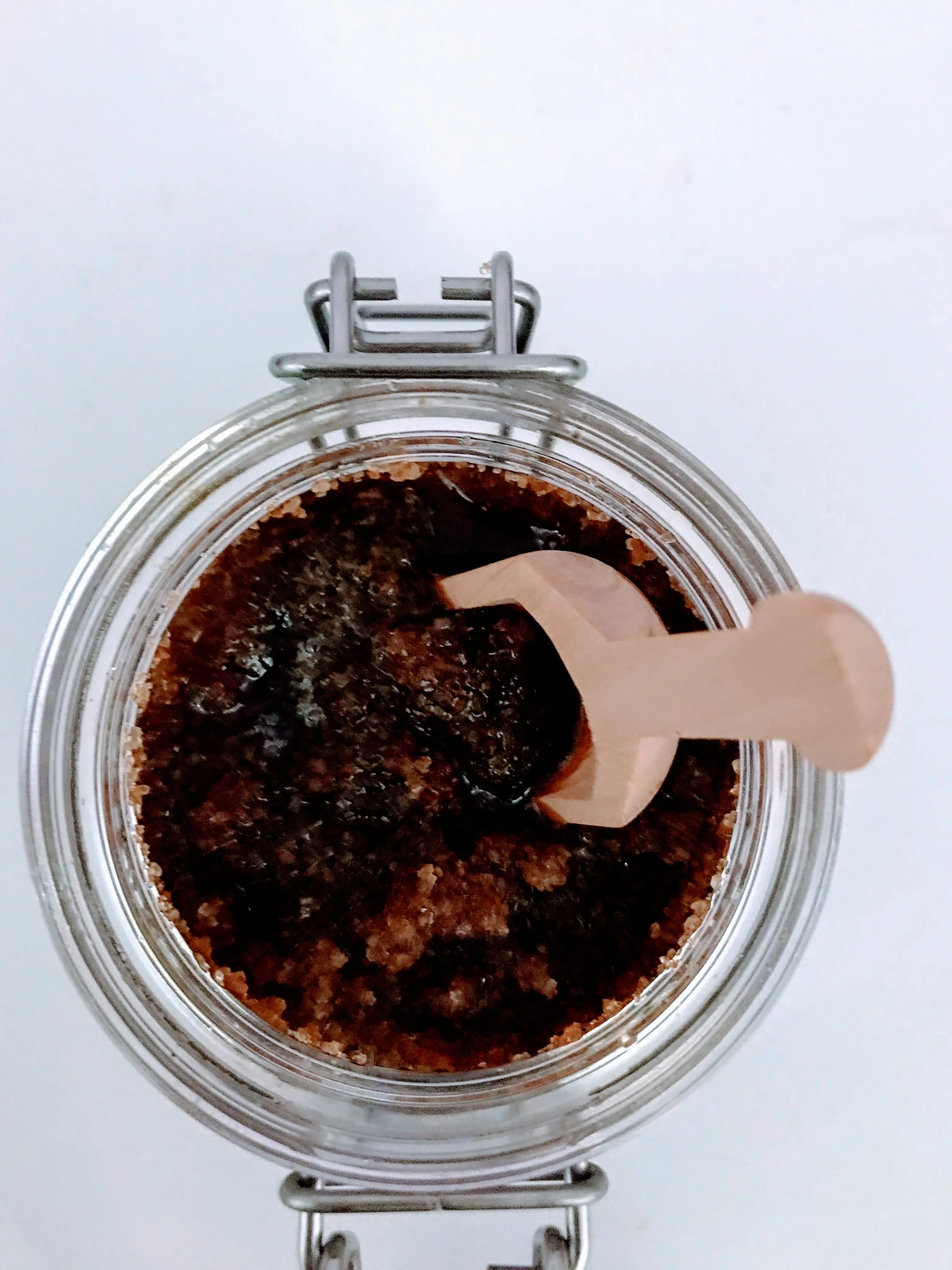 Brown Sugar Scrub Open Jar 2021.JPG