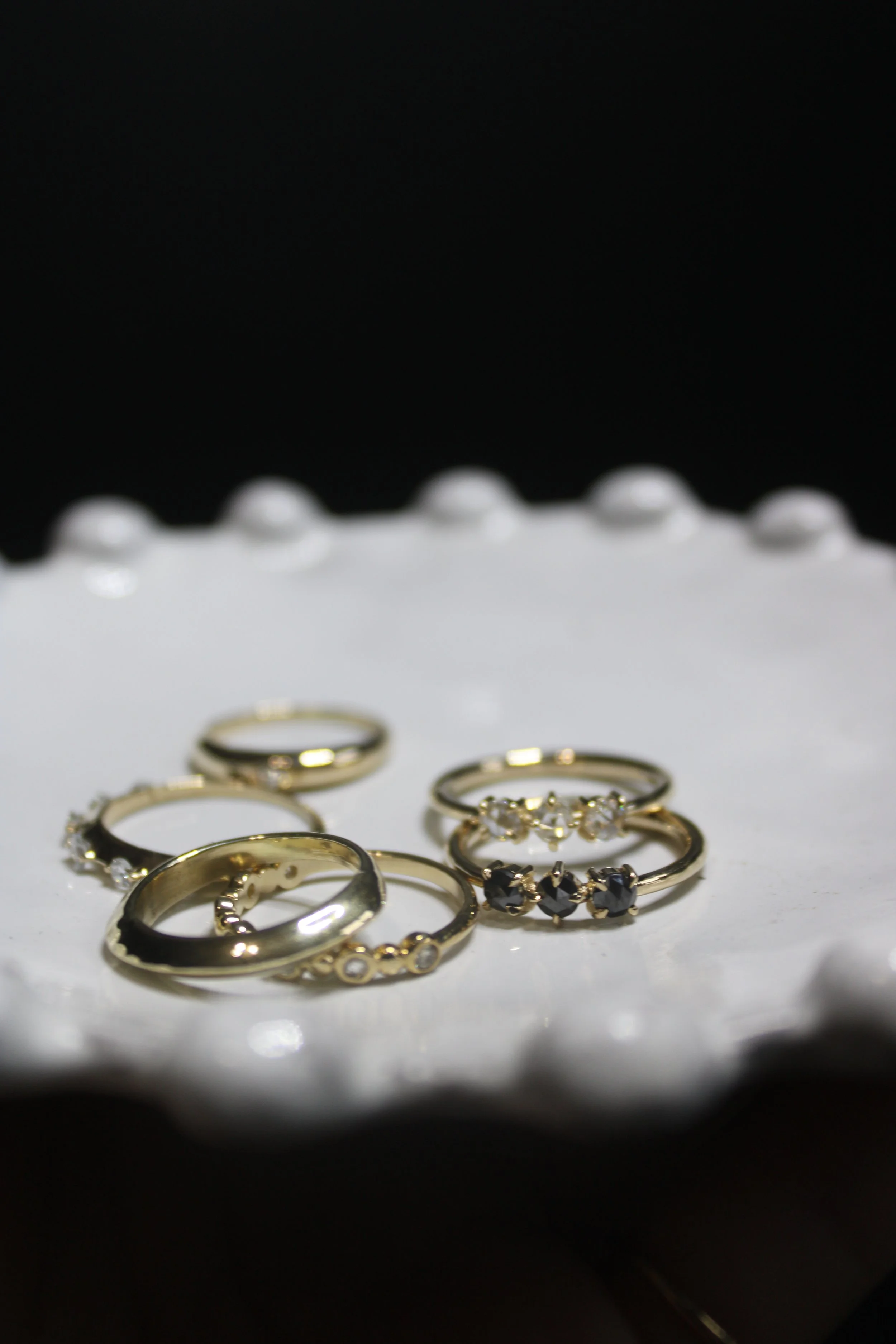rings on tray 2.JPG