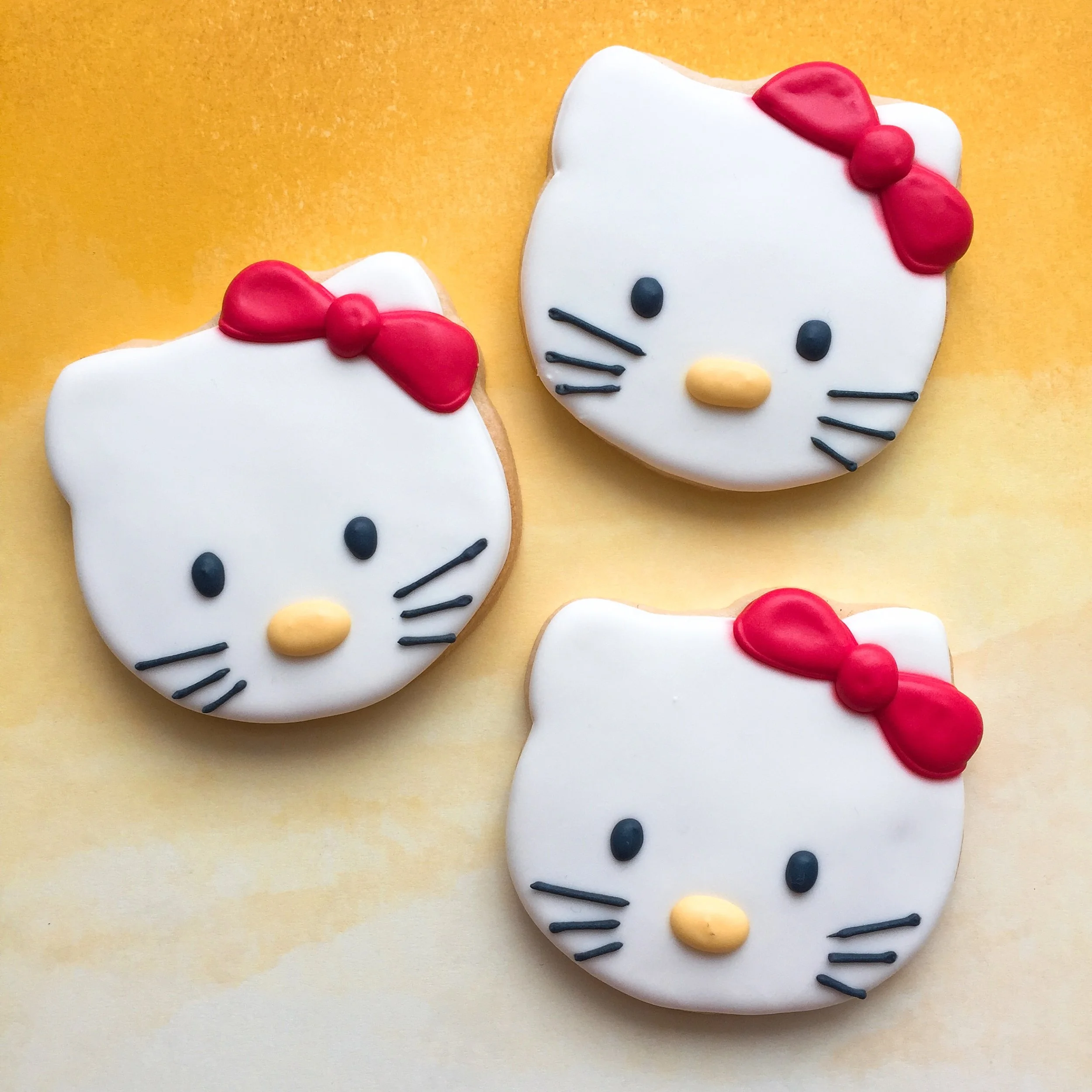Hello Kitty Face The Cookie Stache