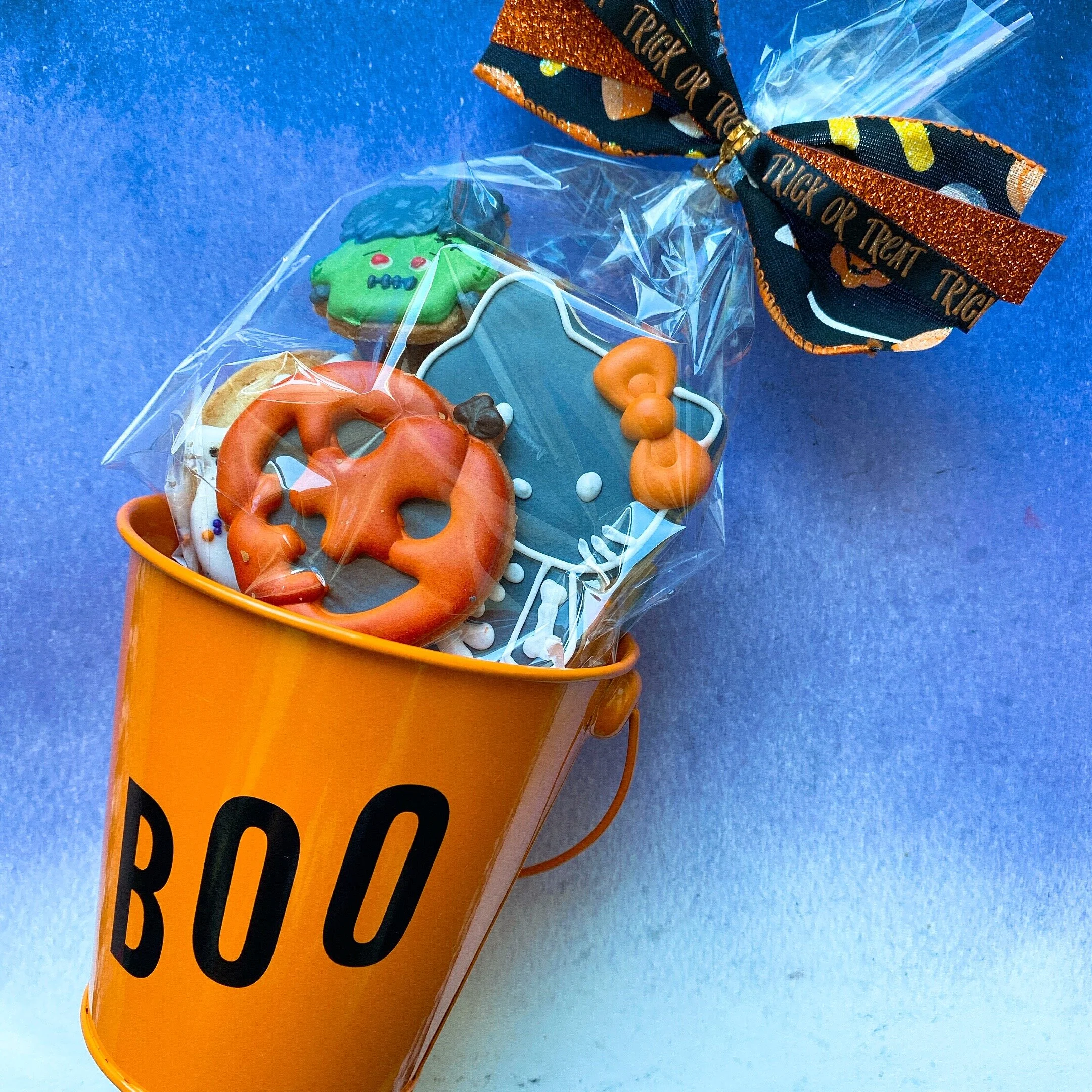 Halloween Tins - 10 Cookies (3 options)