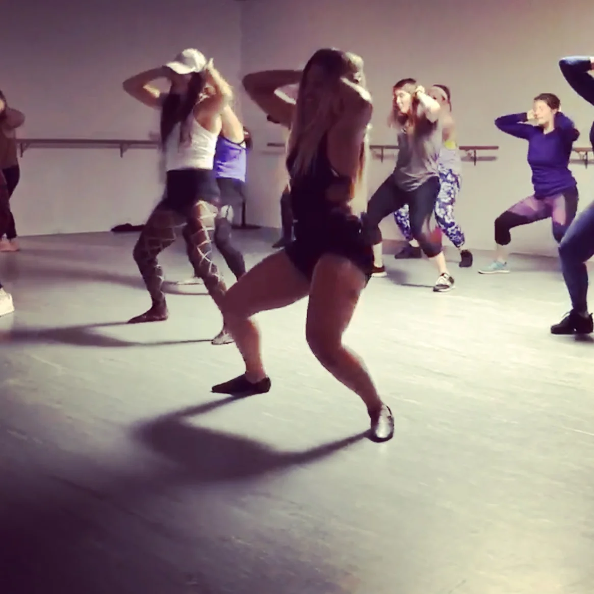 Cocktails & Choreography with Zoe