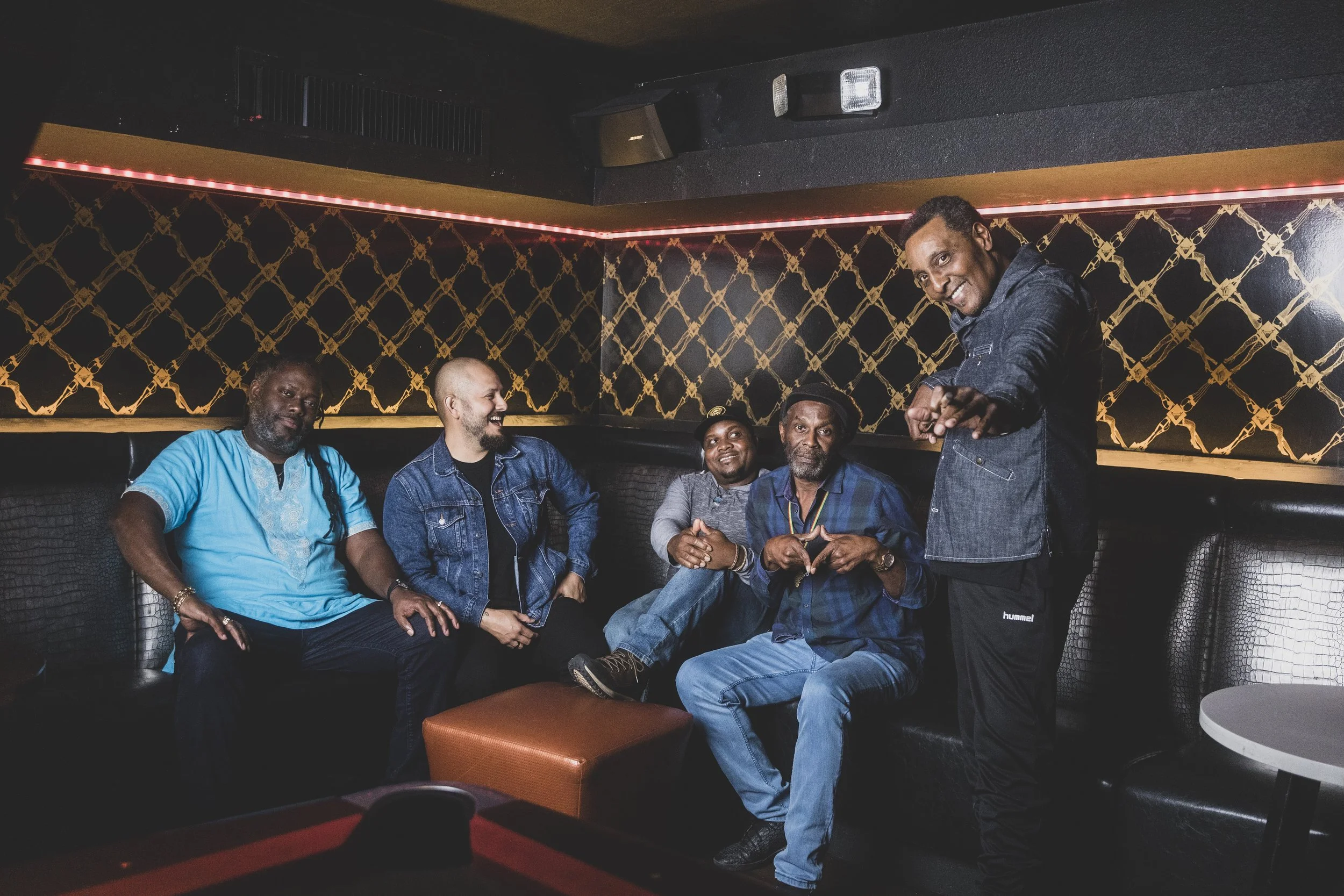 The_Original_Wailers_featuring_Al_Anderson_Sugarshack_IMG_4246-2.jpg