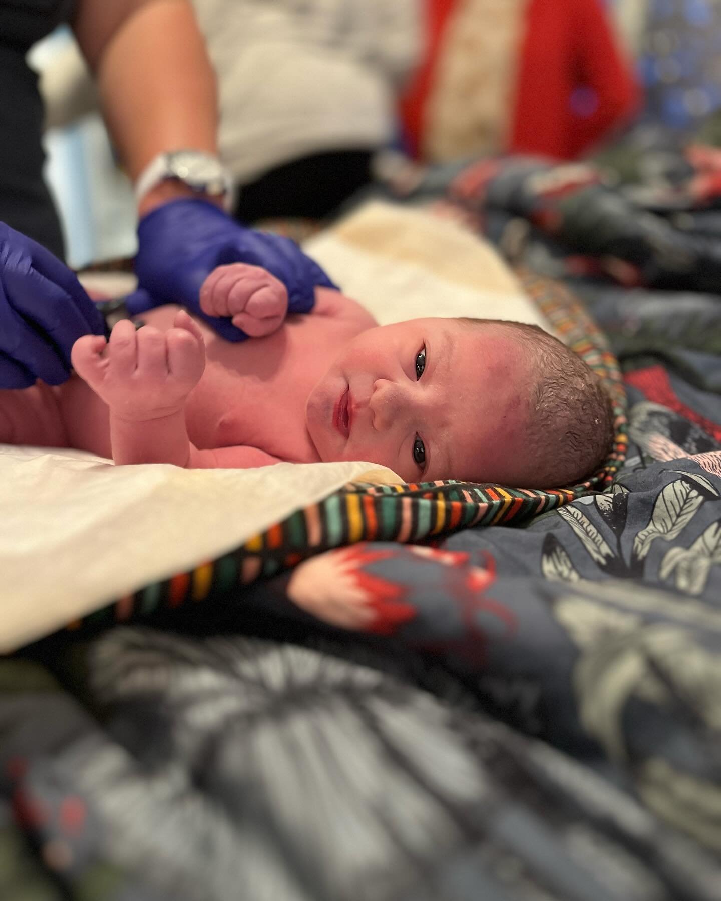 Join us in celebrating our freshest HAH baby!! This little cutie is Ellie and we&rsquo;re so excited she&rsquo;s here! She&rsquo;s her family&rsquo;s first baby and her mama was so amazing in giving birth to her at home! 
.
We witnessed her mama labo