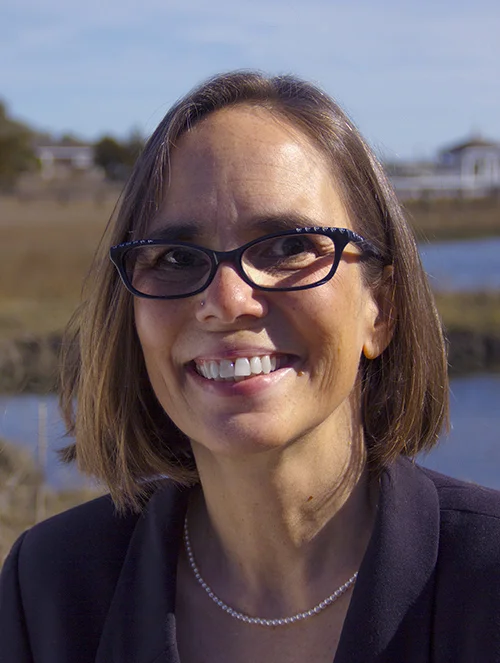 leslie cohen.jpg