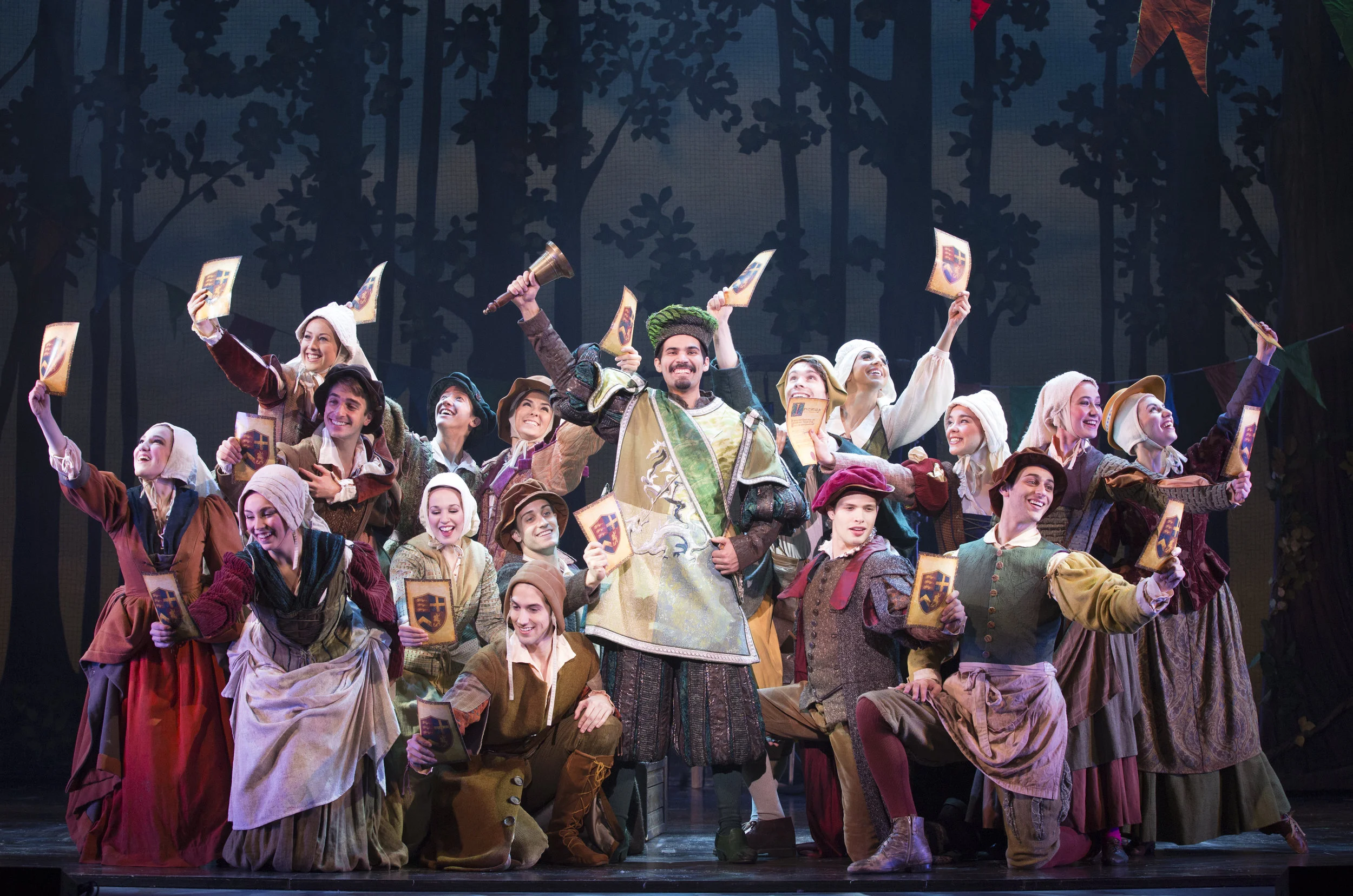 2018-19Cinderella0206r.jpg