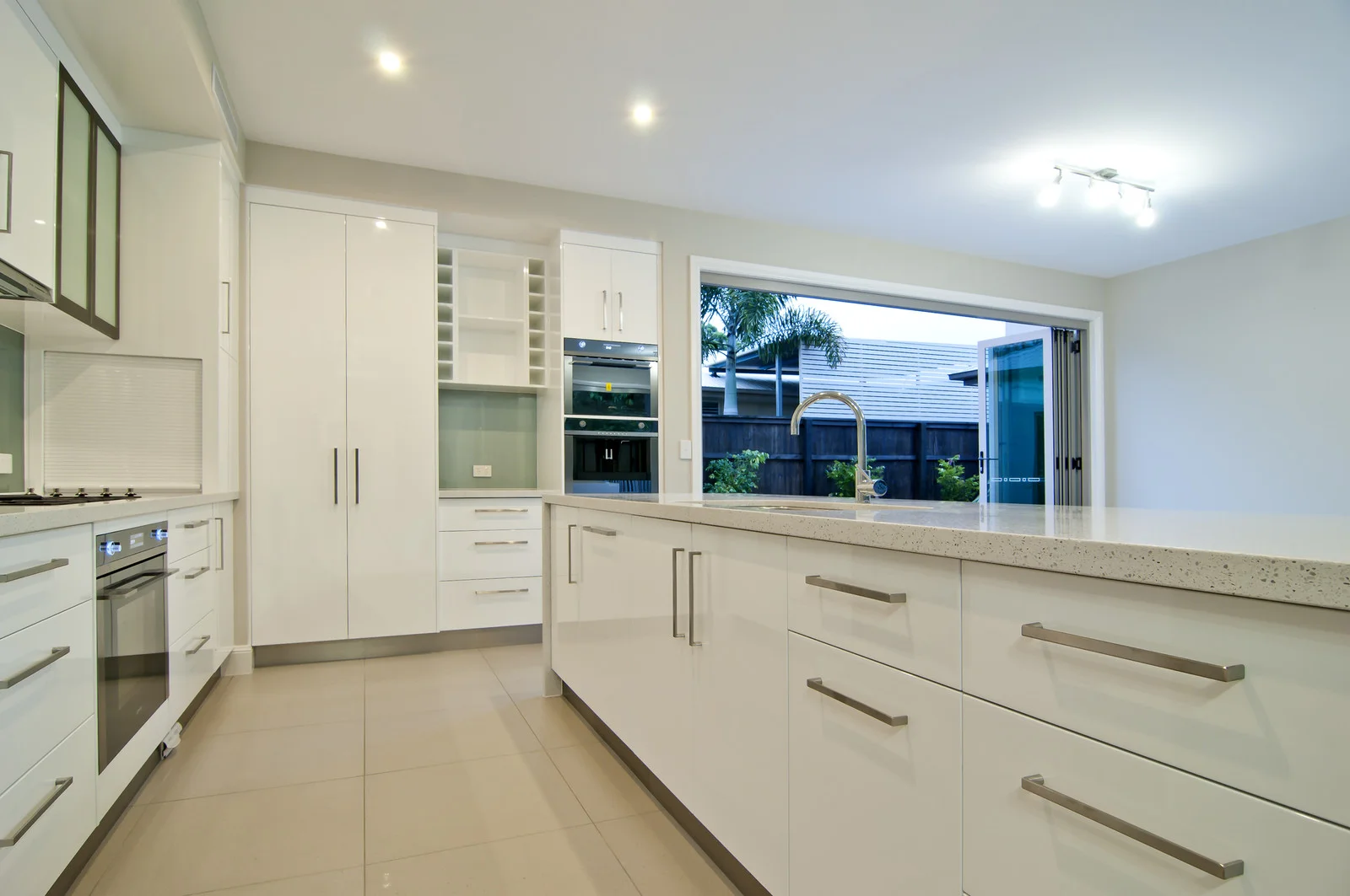 sunshine coast Kitchen.jpg
