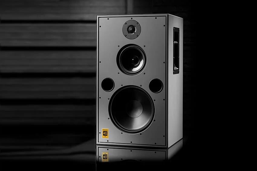M. 40.2 Pro