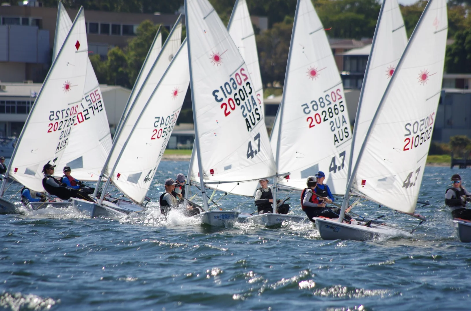 K51R4587 4.7 start line.JPG