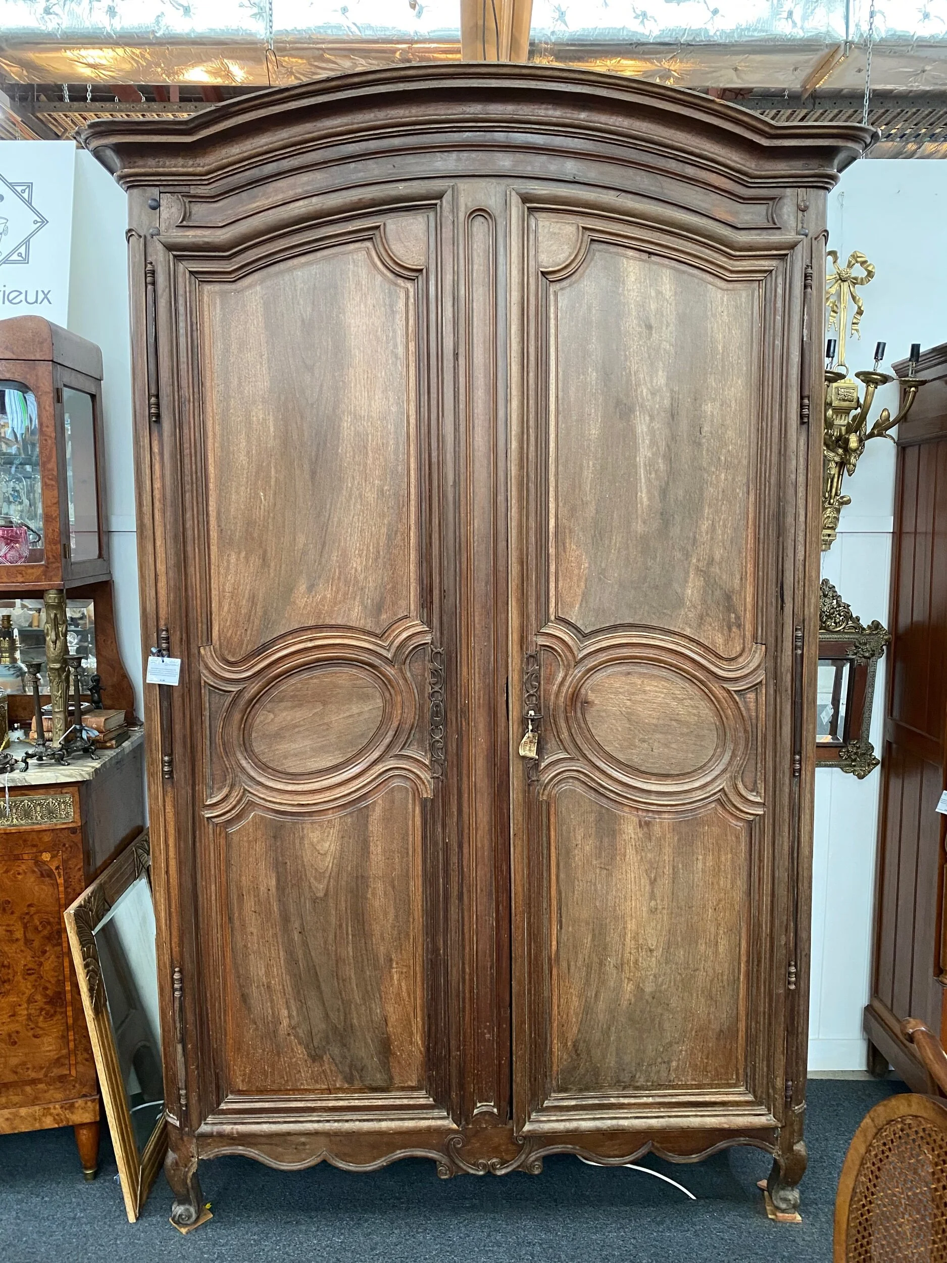 723D7765-2BEF-472D-BD5A-FC95C6F299A1