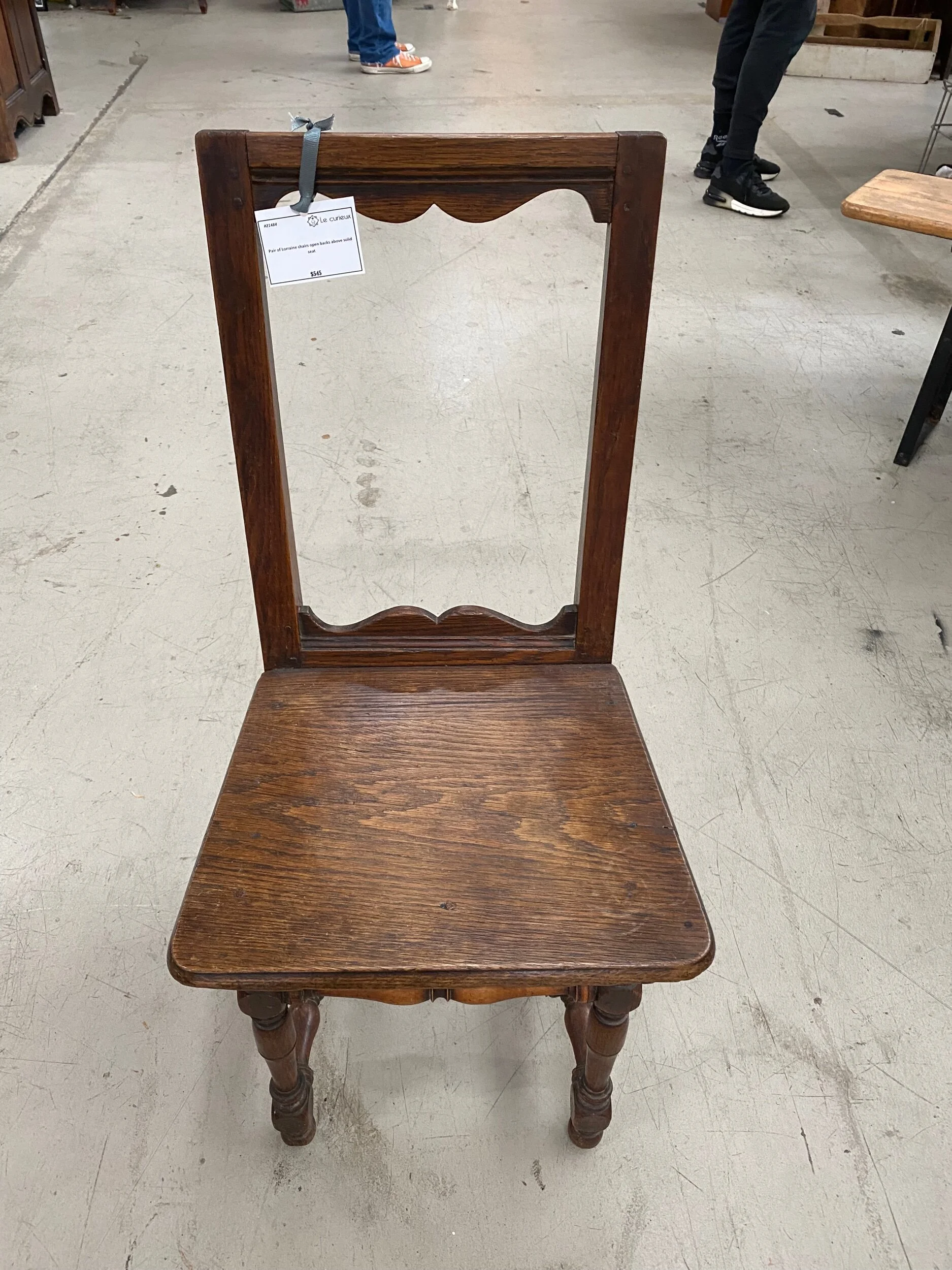 4F5750A1-E5FE-490C-A14C-1B9AF84D03F8