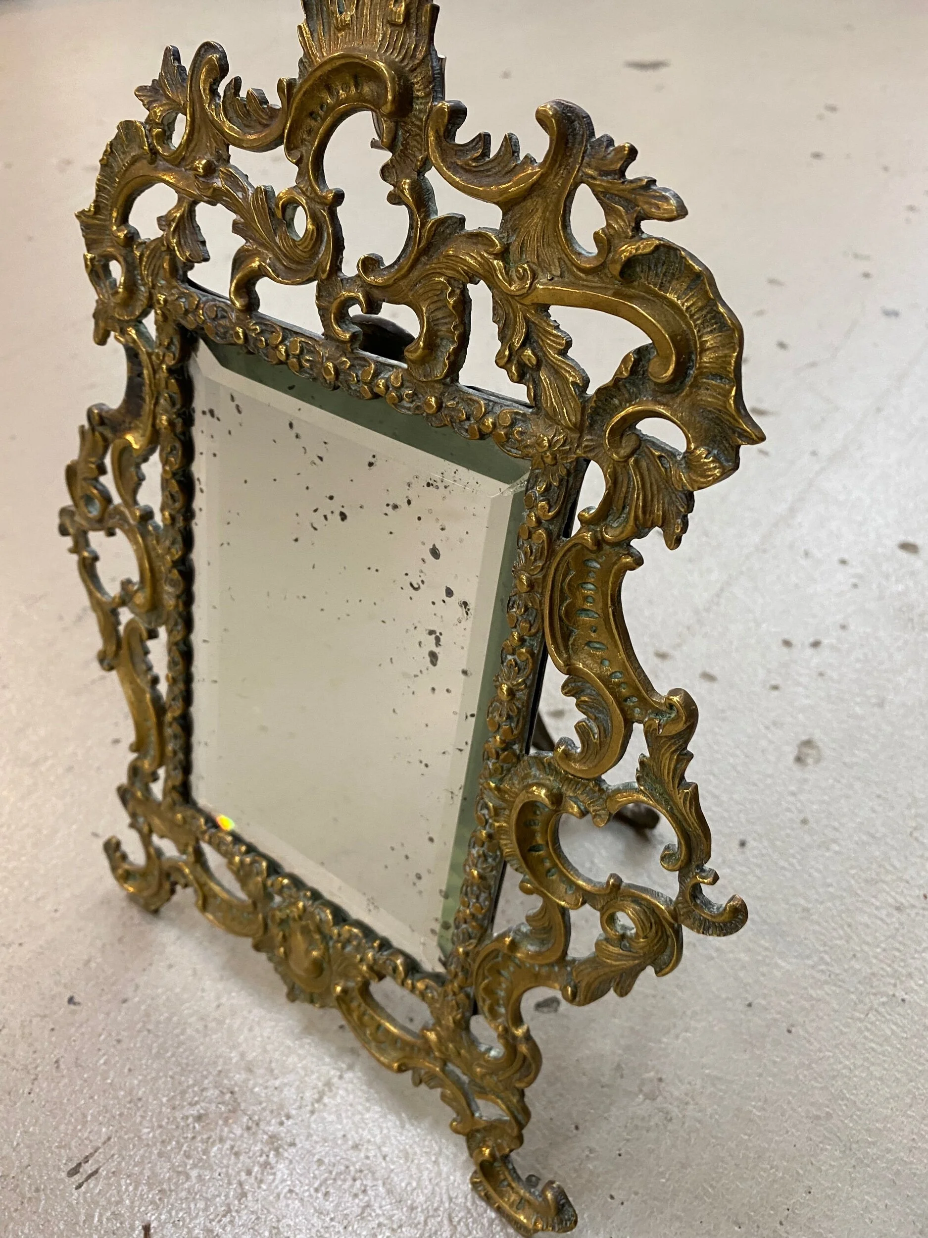 CD72BD42-EE0C-4068-BA5F-A6A824C2804C