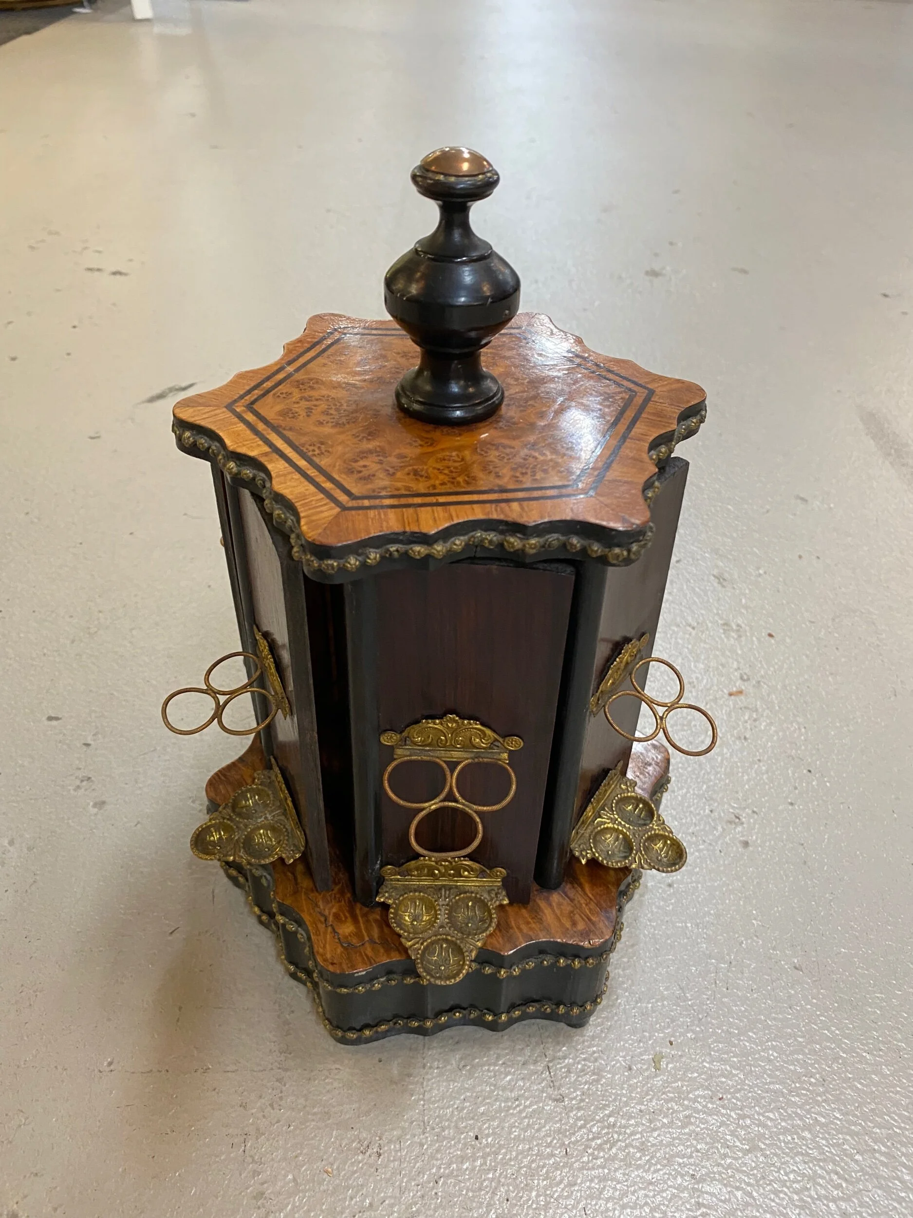 1D557BB9-1FAD-44EE-99B9-72D73F3E3CC6