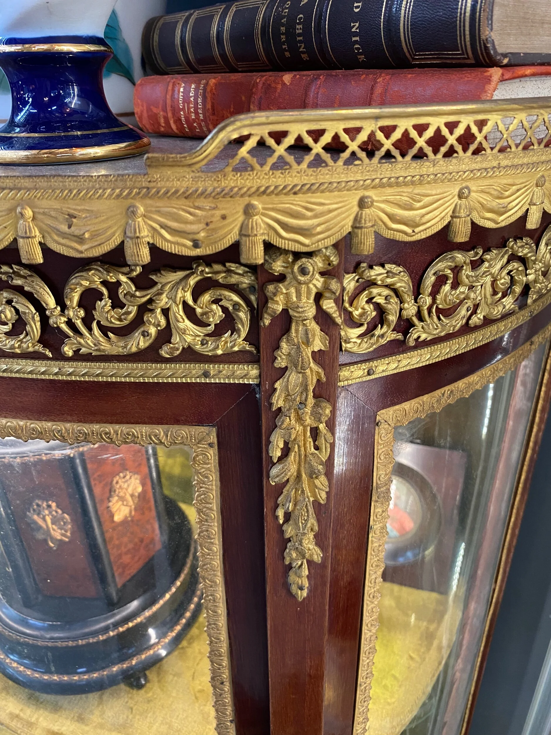 83719C35-9D53-4121-BCE7-B70460746B03