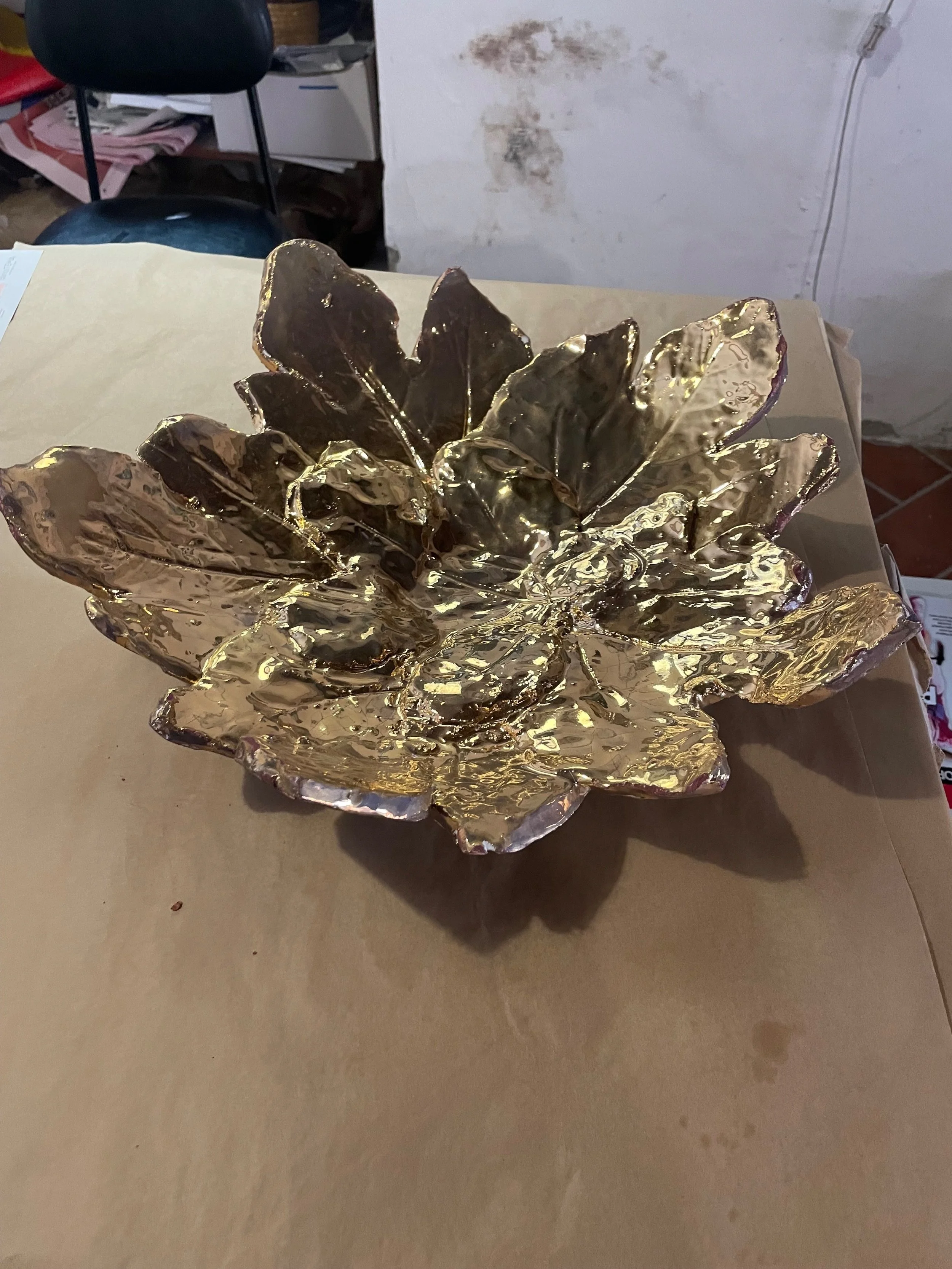 Fig leaf bowl 1 - gold