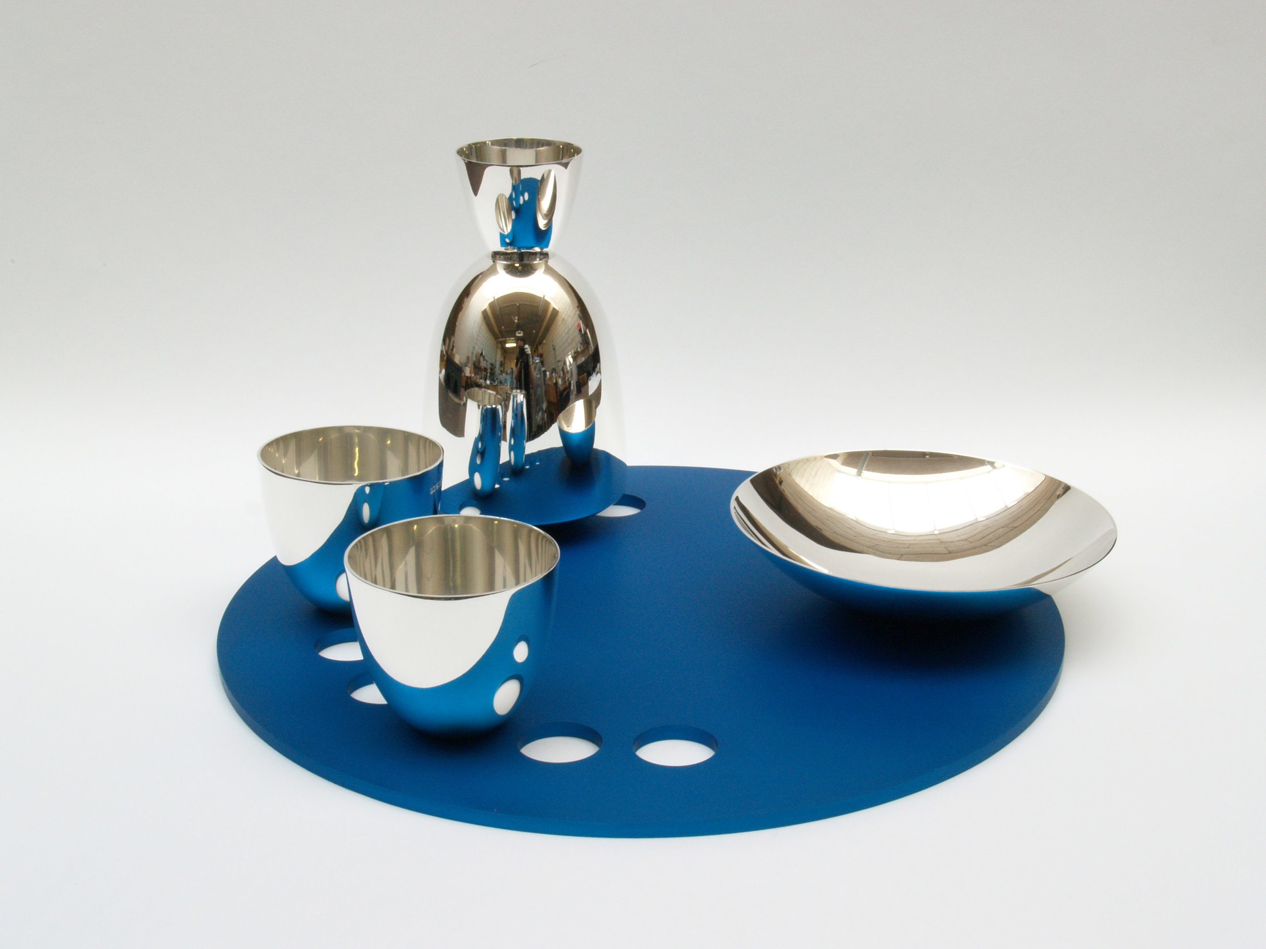 Round Drinking Set