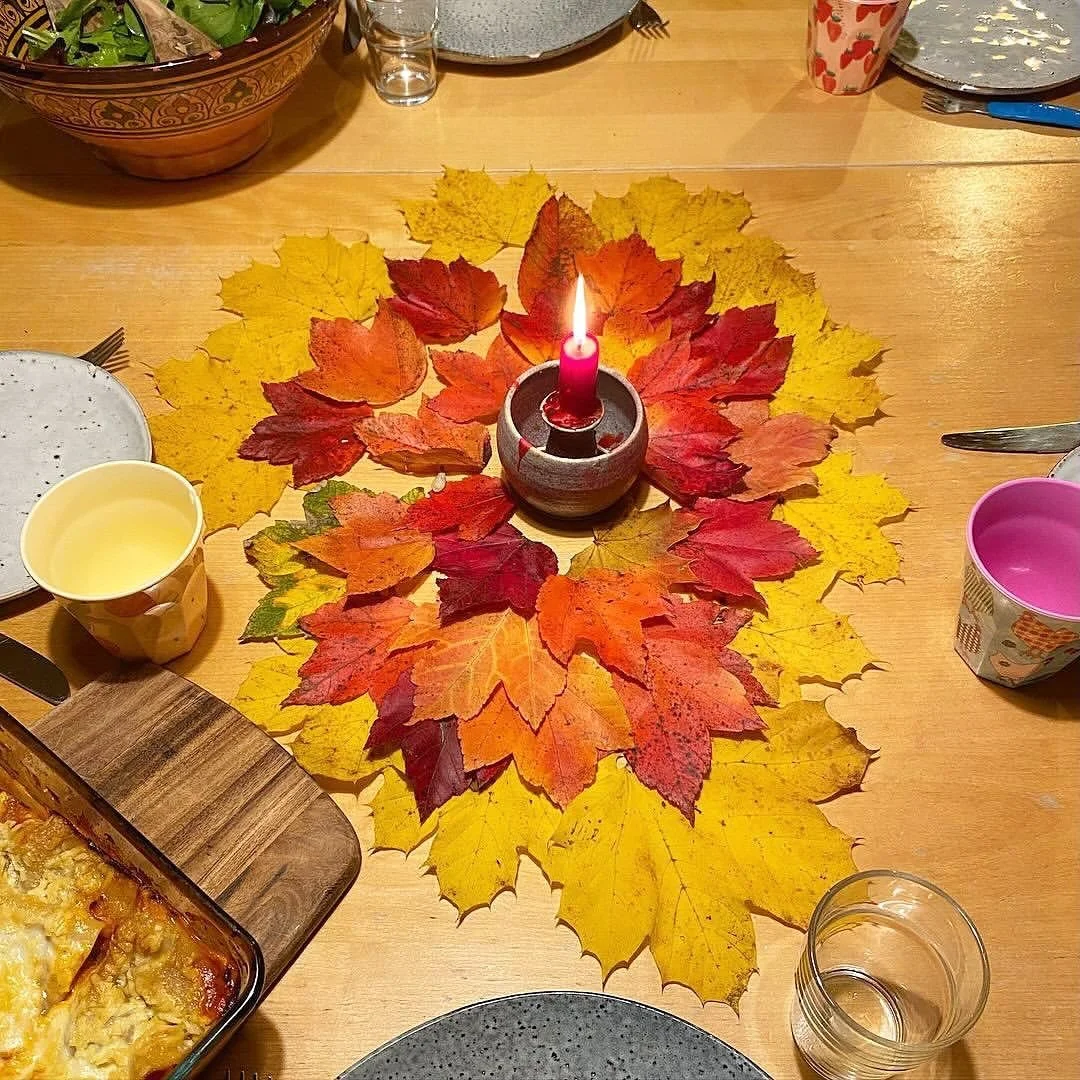 Make a leaf table mandala 🍁🌿🍂

There are still lots of beautiful colourful leaves here in Bristol and they&rsquo;re great to use as decorations. These were collected by my daughter and we thought we would make the most of them while they were stil