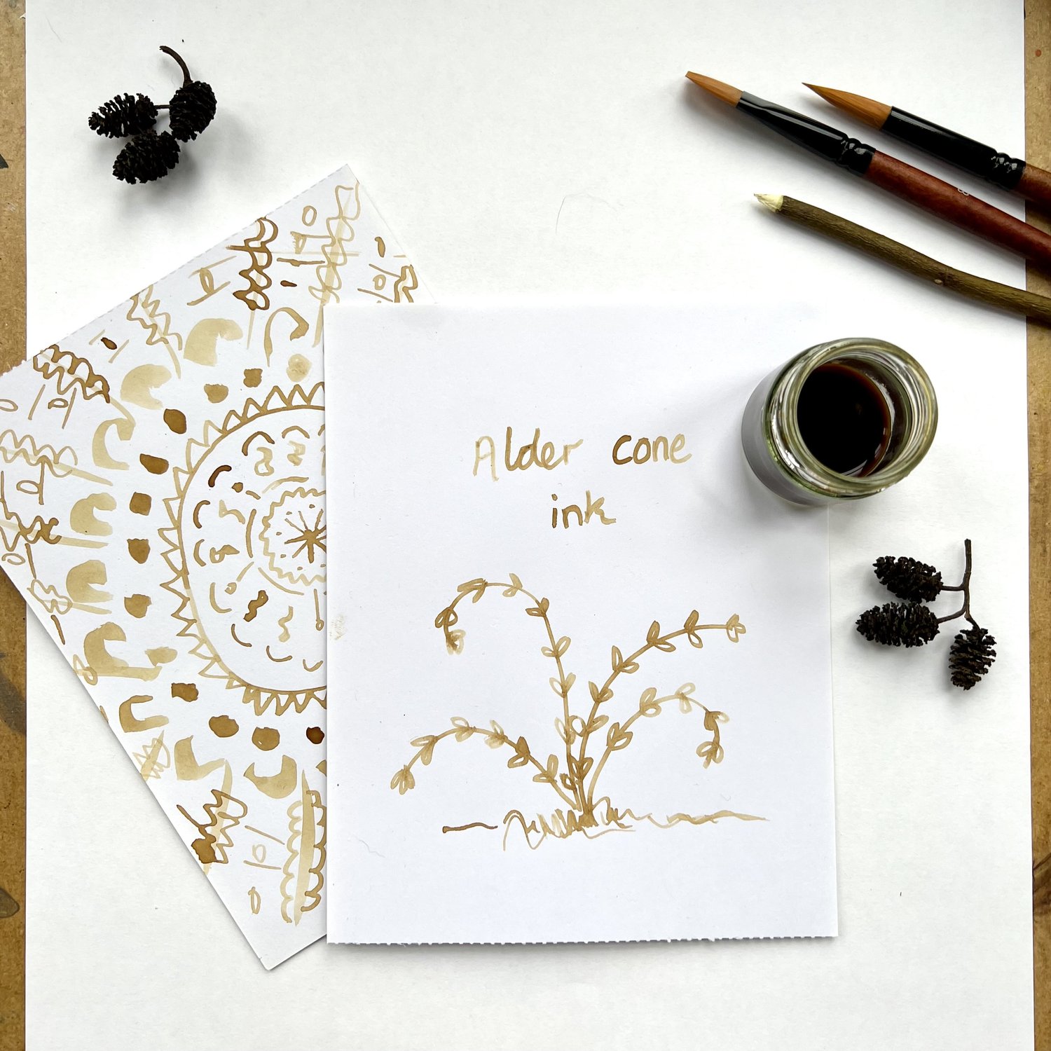 Make your own festive nature print wrapping paper - Mud & Bloom
