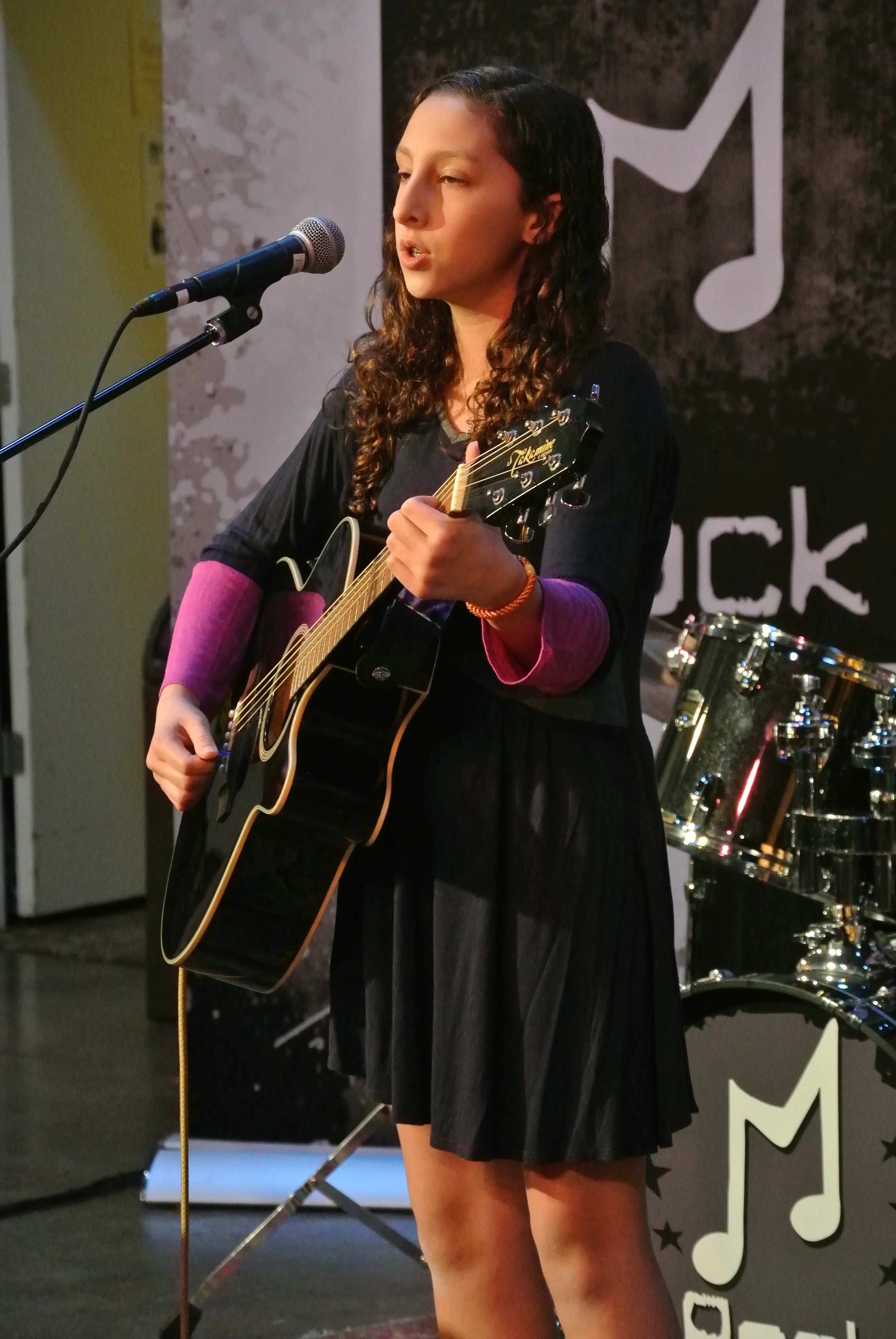 Copy of main line in home guitar lessons with Meridee winters school of music