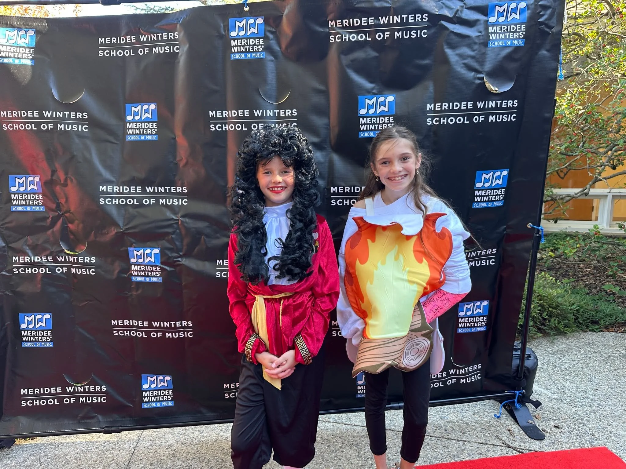 The shows are going great! What an amazing day of music and magic!