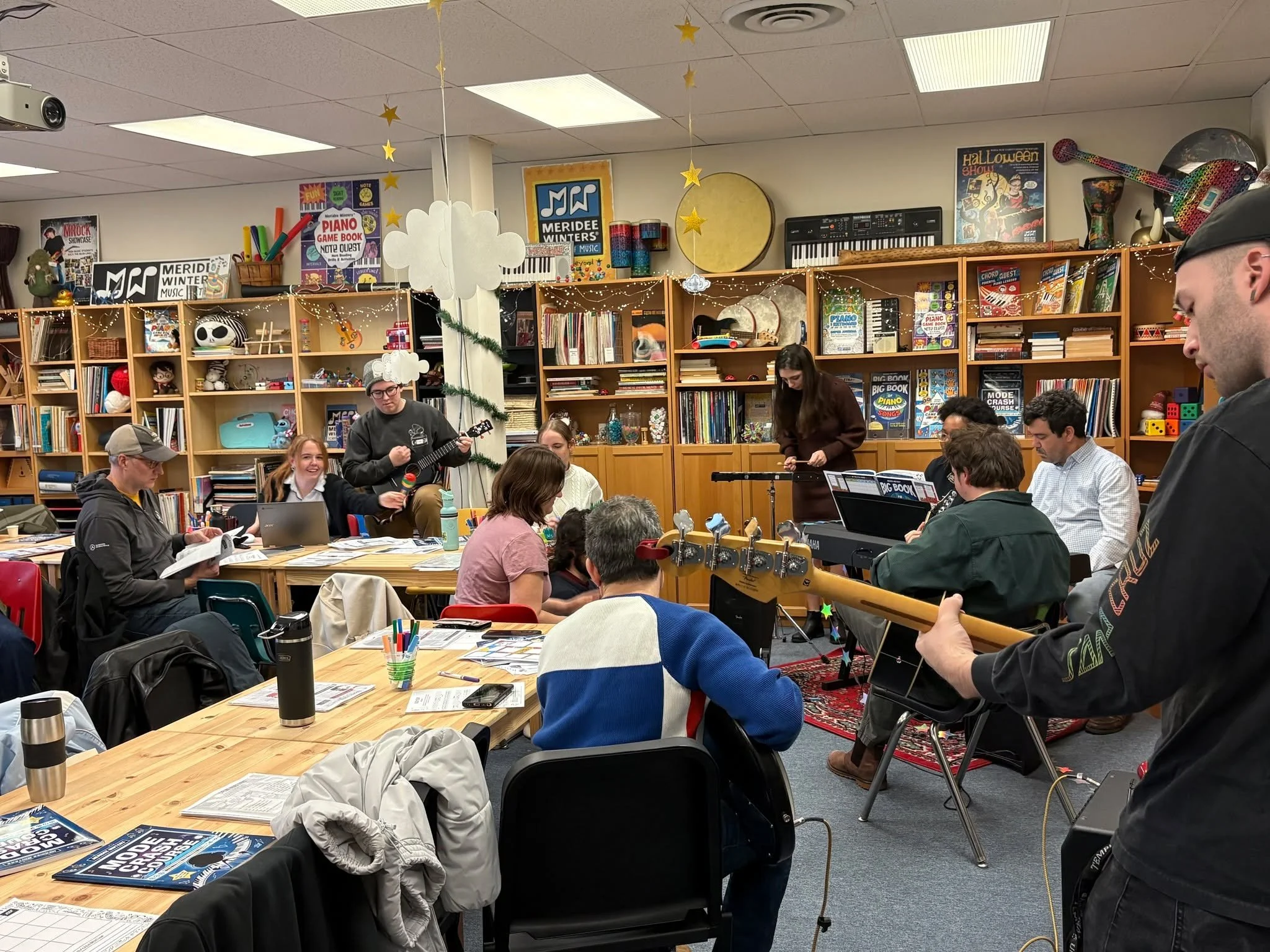 Did you know? Every month we have workshops with our amazing teachers where we discuss educational approaches, go over musical activities, share tips with each other and connect over teaching and creativity. This month we looked at ways to spark grea