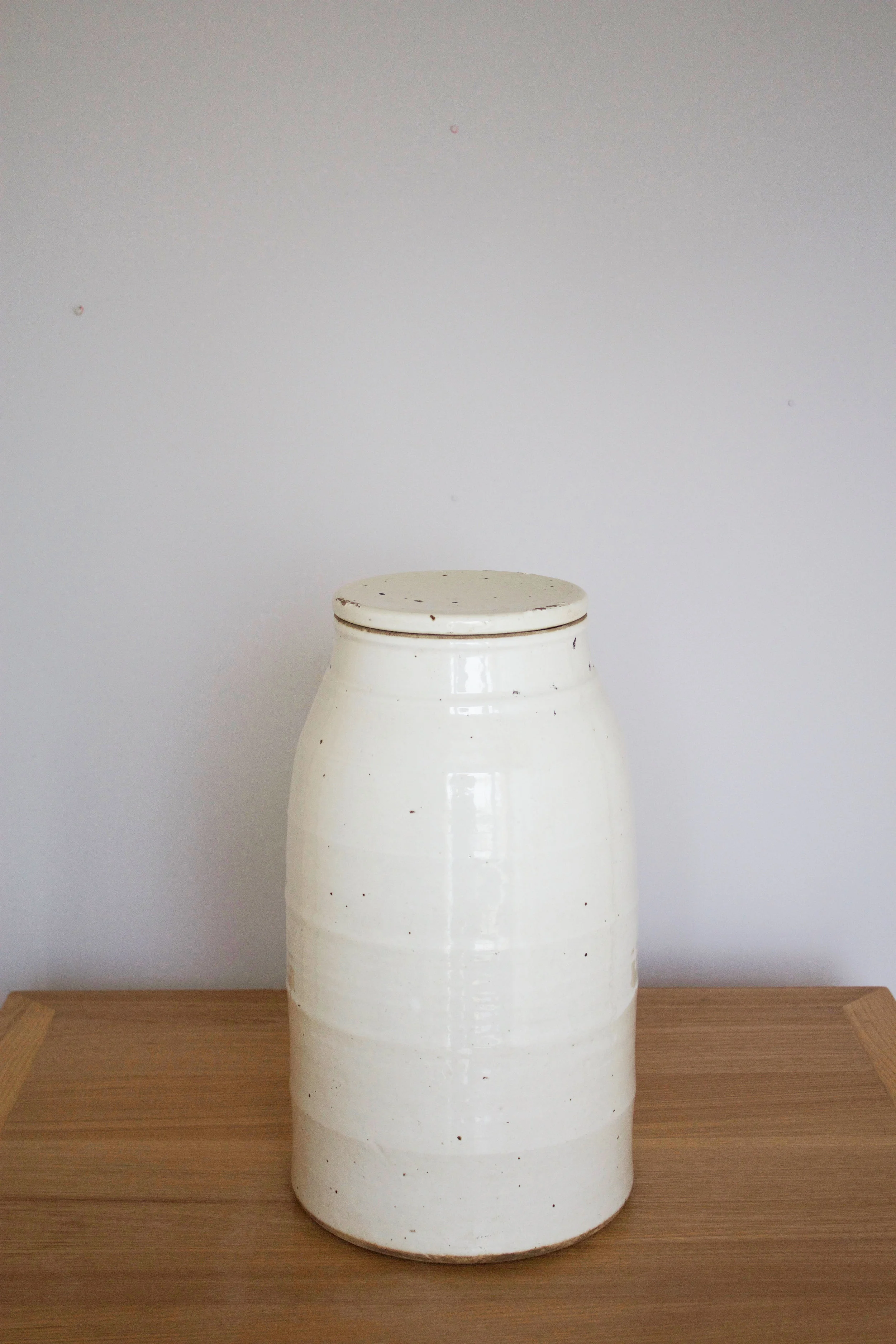 Pottery White Medium.jpg