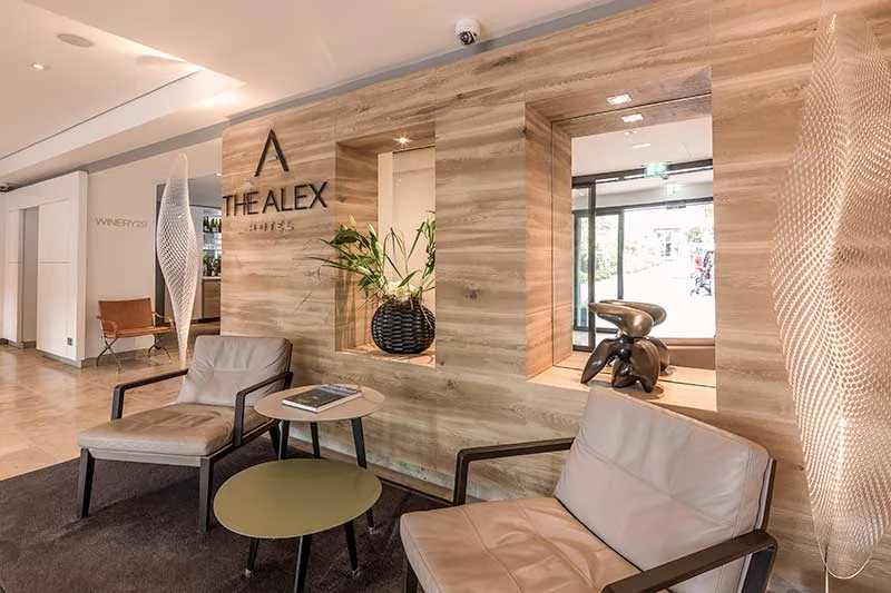 Hotel-1a.jpg