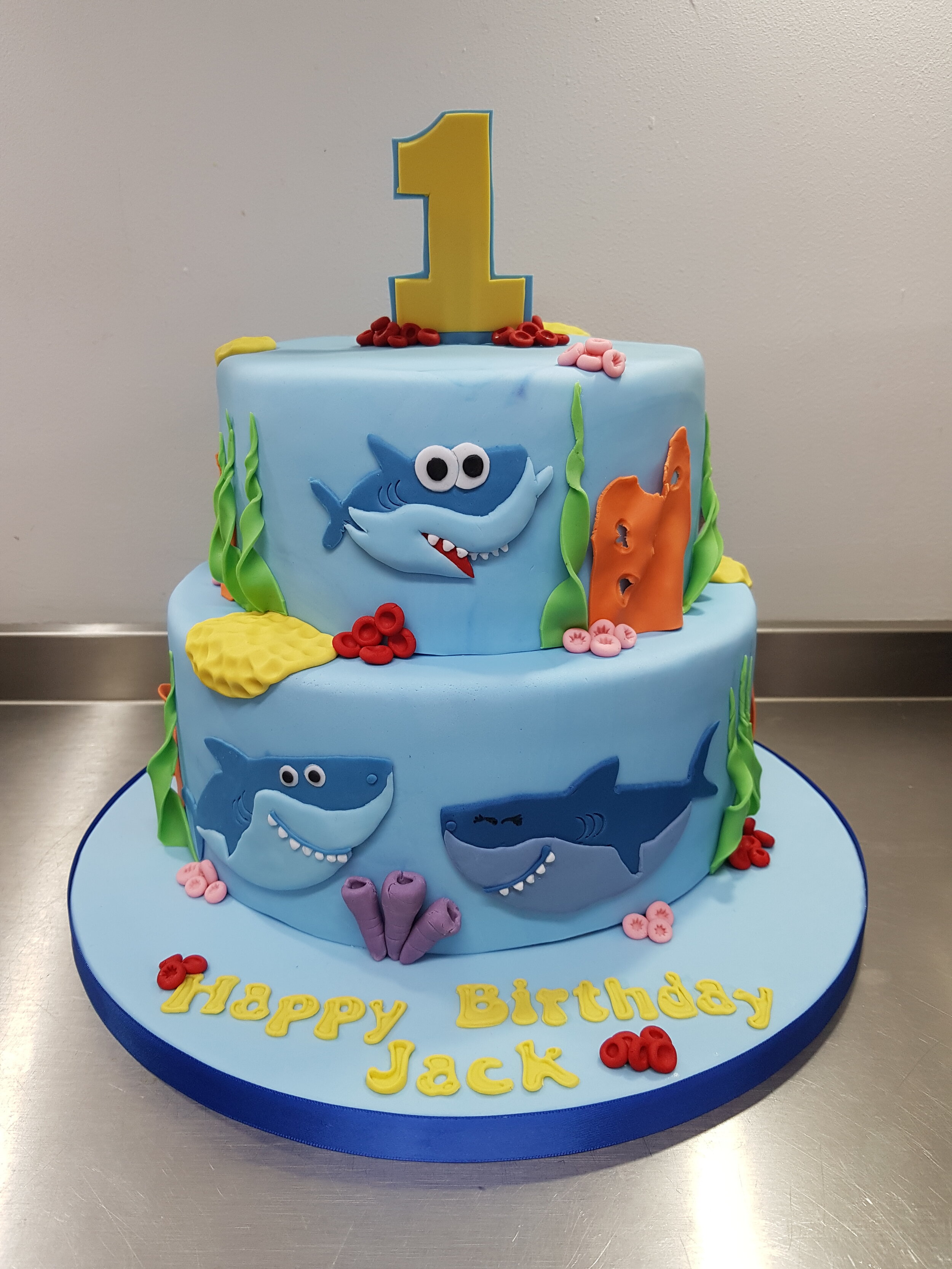 Baby Shark Cake.jpg
