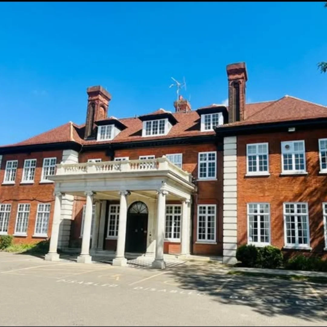 Shrewsbury House Front Side on.jpg