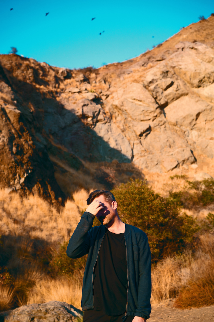 BONOBO.