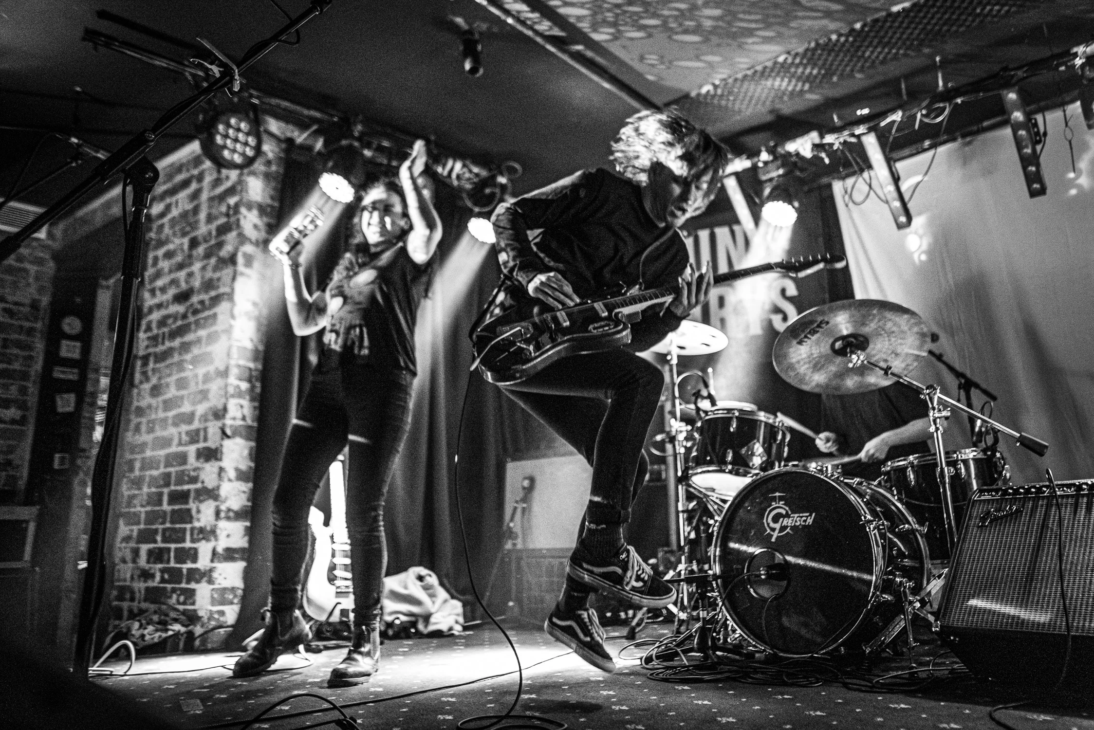 Bad vibrations-15.jpg
