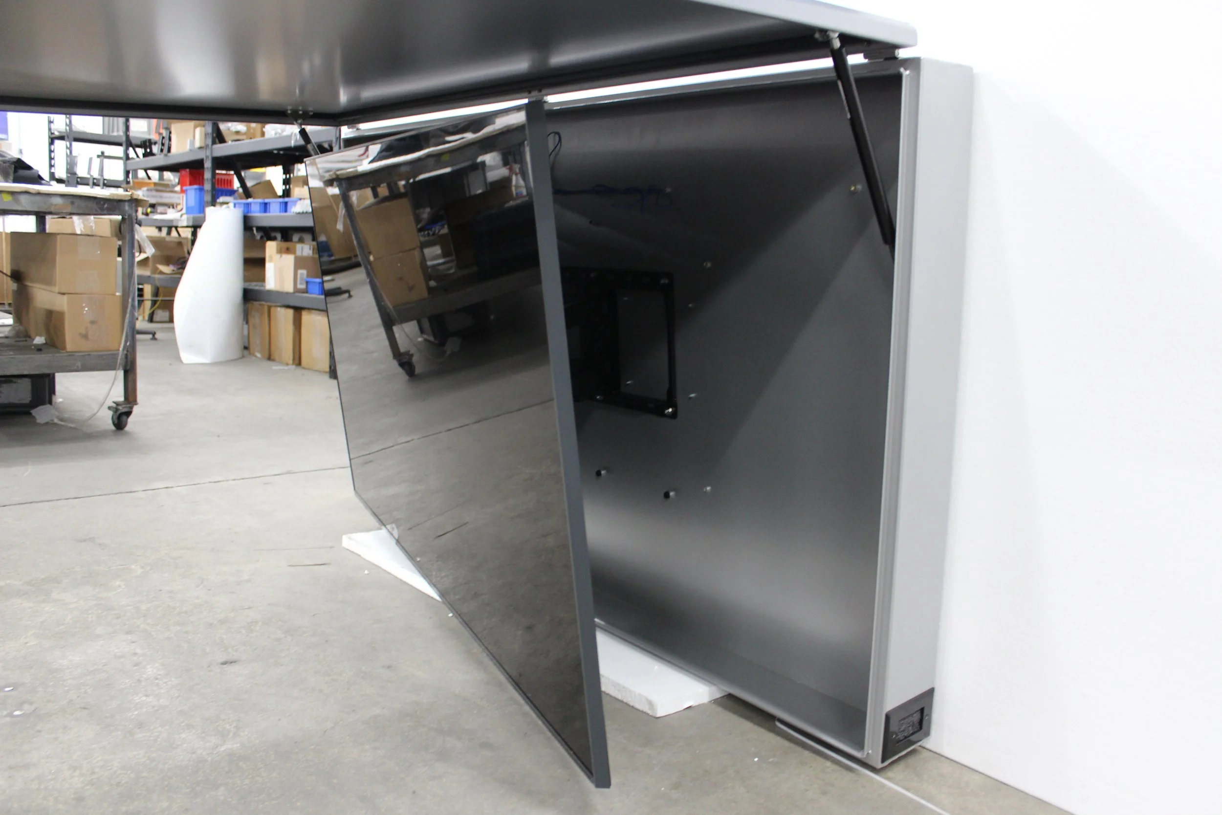 Articulating TV Bracket.JPG