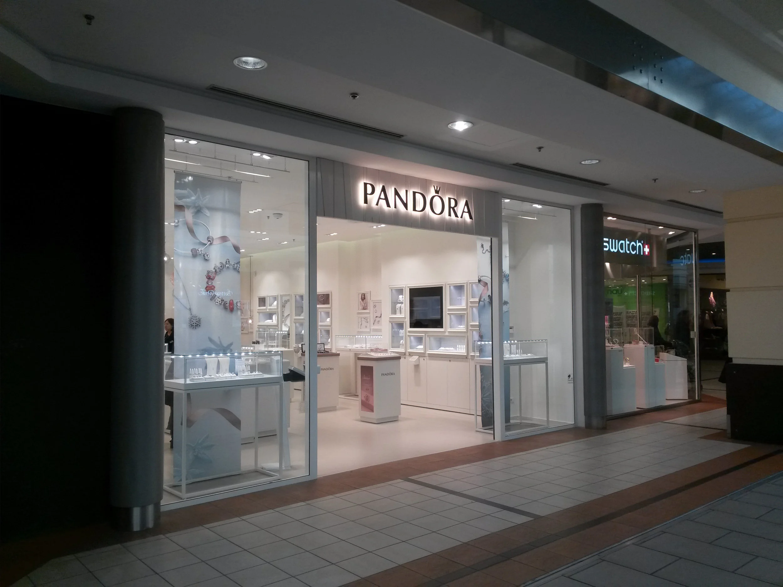 Pandora3.jpg