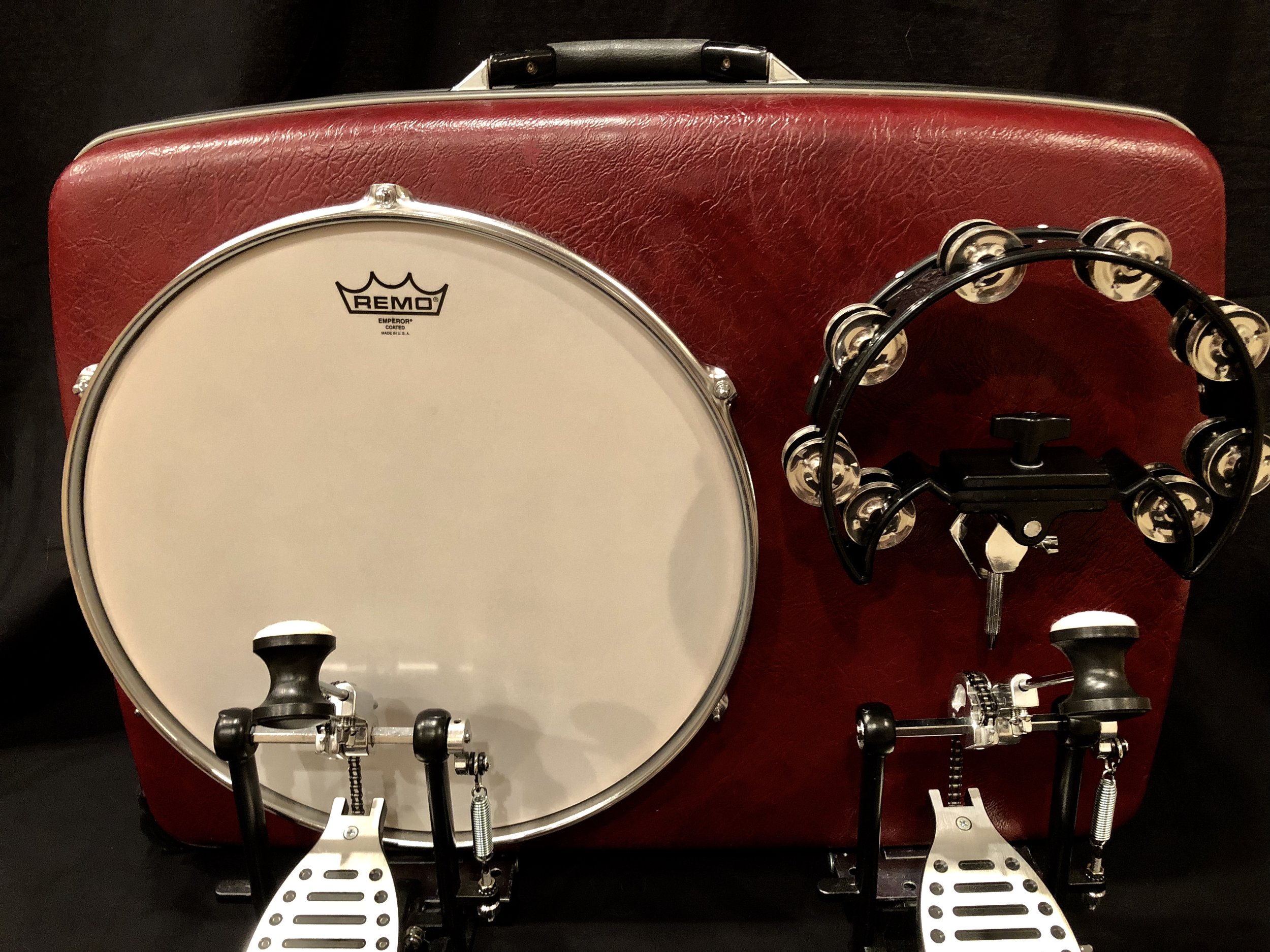 16in Burgundy Samsonite.jpg