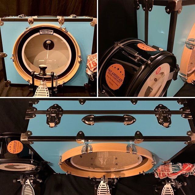 Concept design by Pan American Drum Company. Factory made 20&rdquo; case with side mounted snare drum and optional tambourine/floor mount. 
Play any size venue and Bring The House Down.

#SuitcaseDrum #SuitcaseKickDrum #ShakeyGraves #AustinMusic #Dal