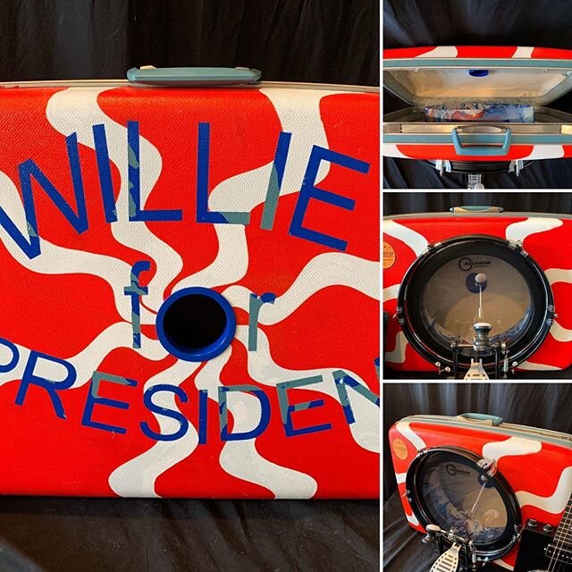 For these troubled times, we offer hope for a better future. #willieforpresident 
www.panamericandrums.com

Bring The House Down.

#SuitcaseDrum #SuitcaseKickDrum #ShakeyGraves #AustinMusic #DallasMusic #LiveMusicAustin #LiveMusicDallas #LondonMusic
