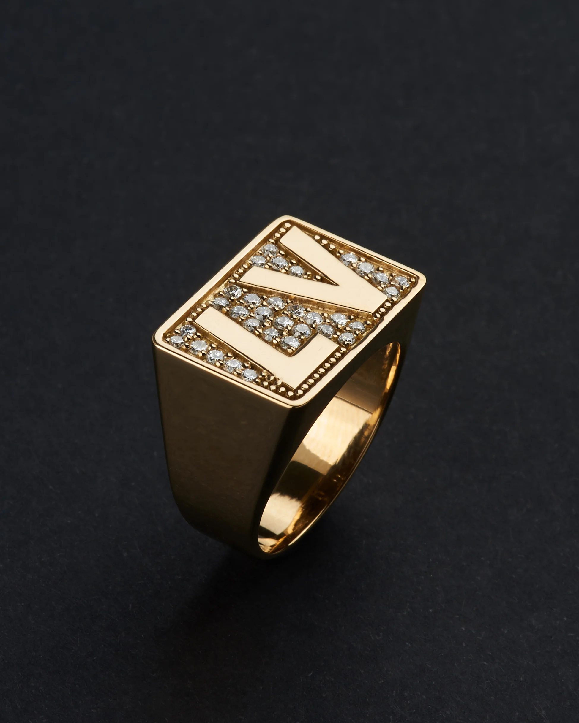 GOLD 18K & DIAMONDS