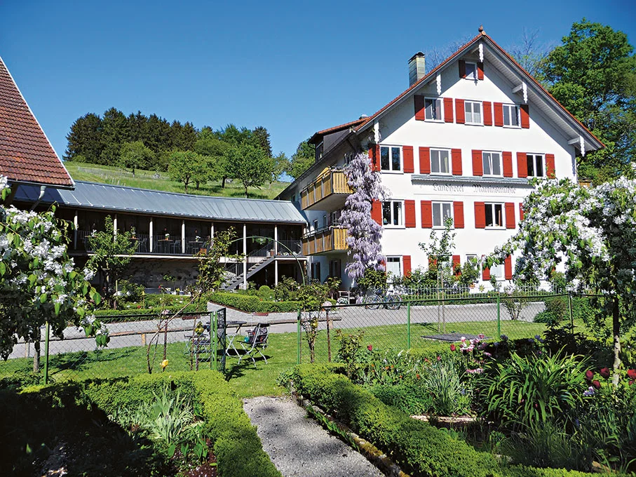 UweSteinmayer:AtelierAmSee:Martinsmuehle:Hausansicht.jpg
