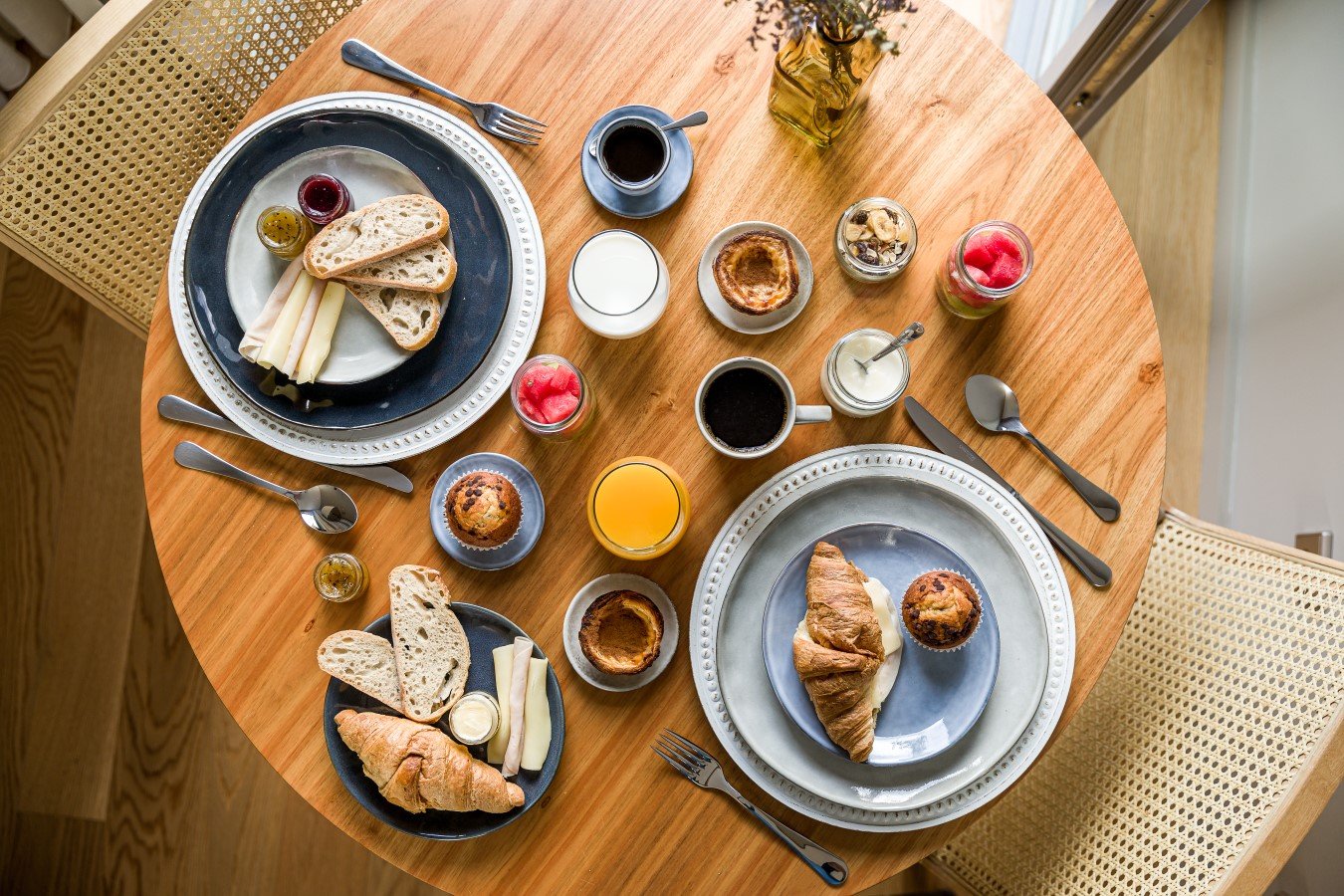 full-table-fresh-breakfast-sweetporto.jpg